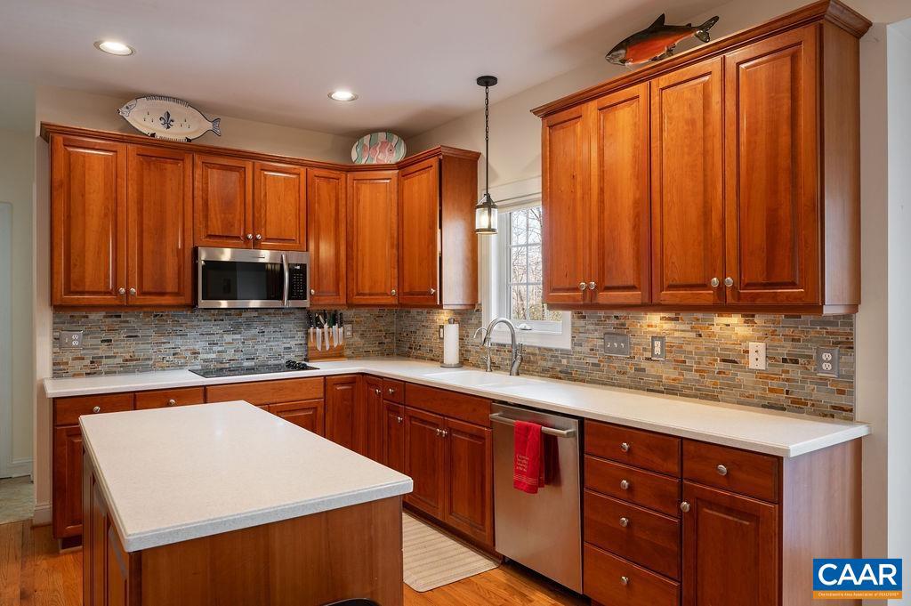 TANAGER WOODS - Residential