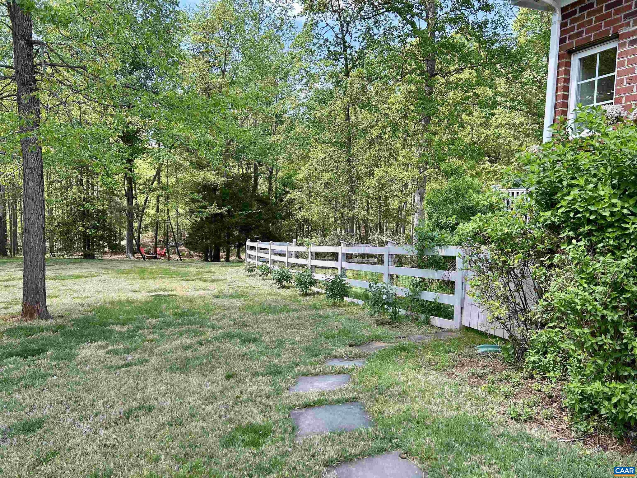 TANAGER WOODS - Residential