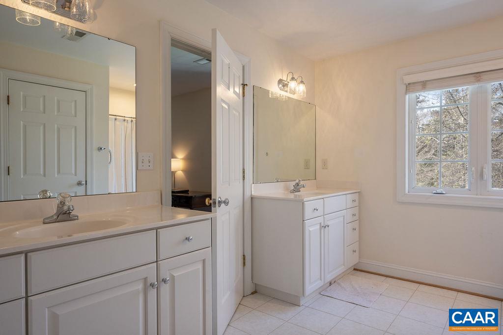 TANAGER WOODS - Residential