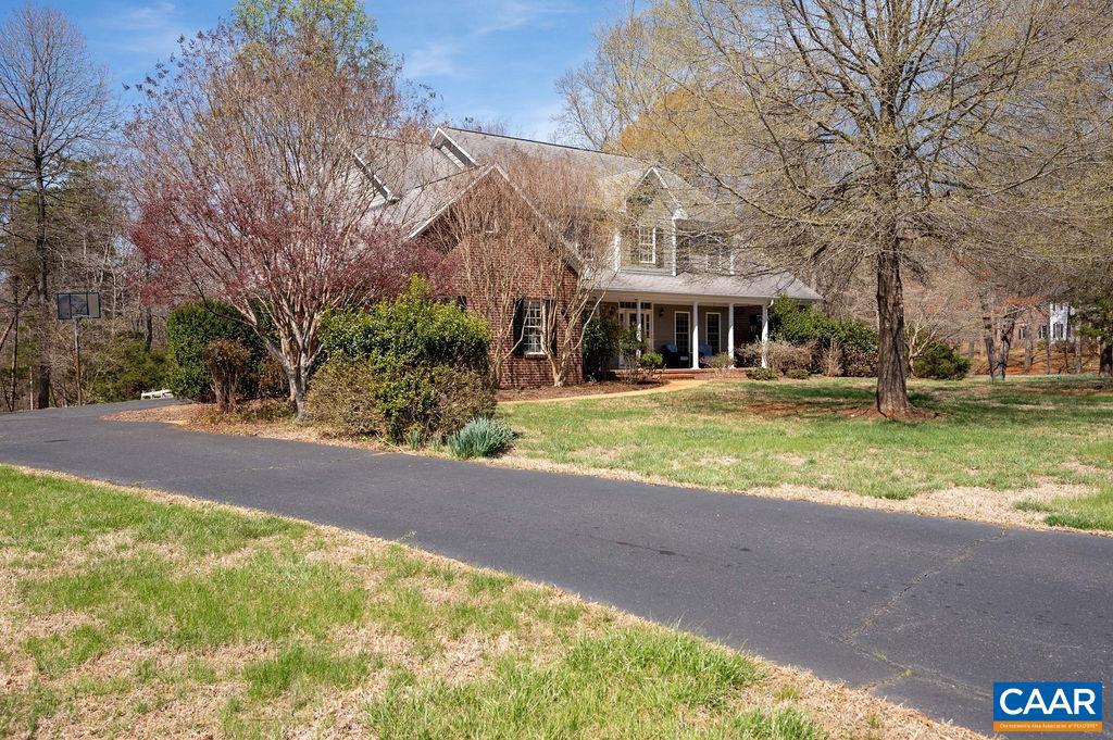 TANAGER WOODS - Residential