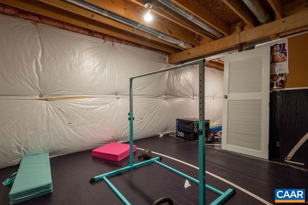 TANAGER WOODS - Residential