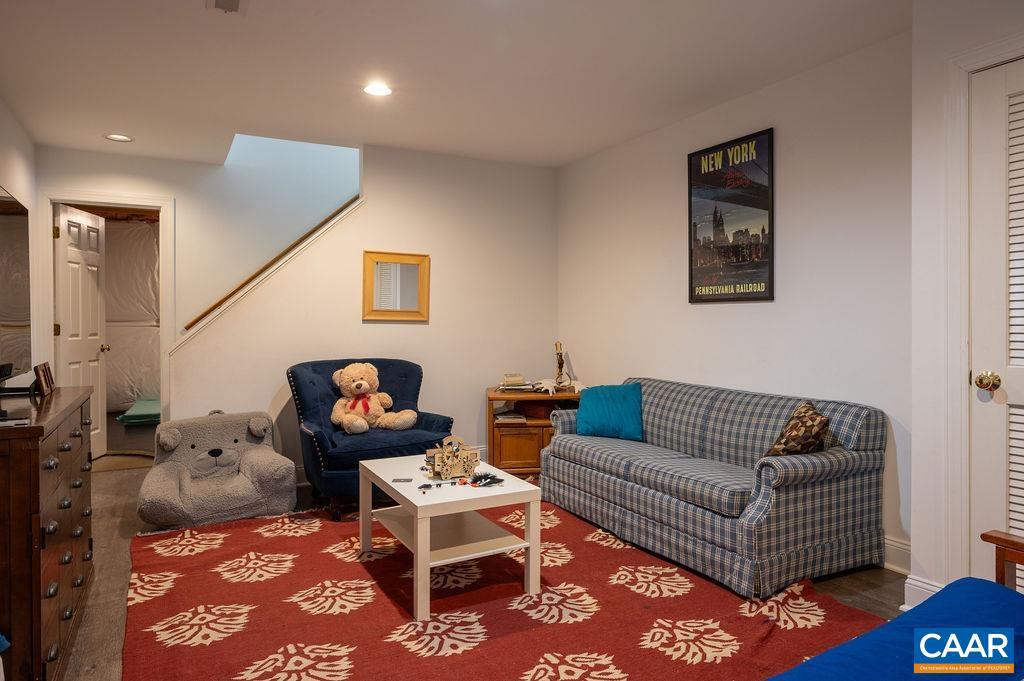 TANAGER WOODS - Residential