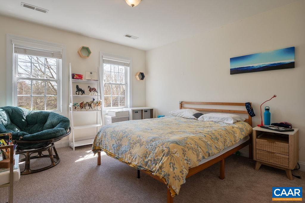 TANAGER WOODS - Residential