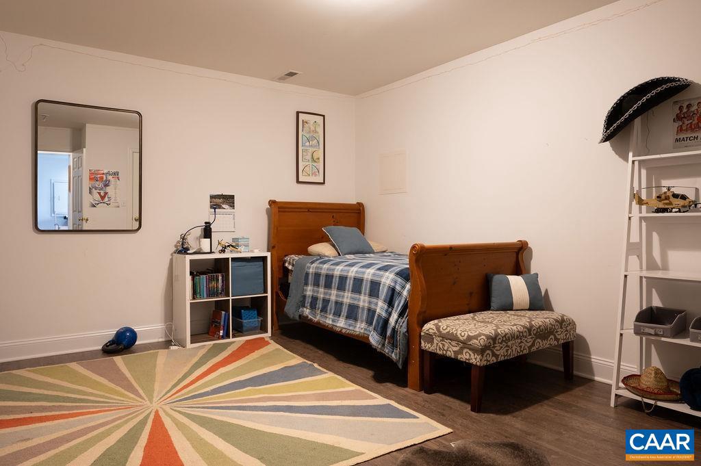 TANAGER WOODS - Residential