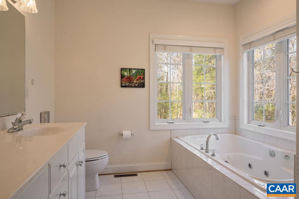 TANAGER WOODS - Residential