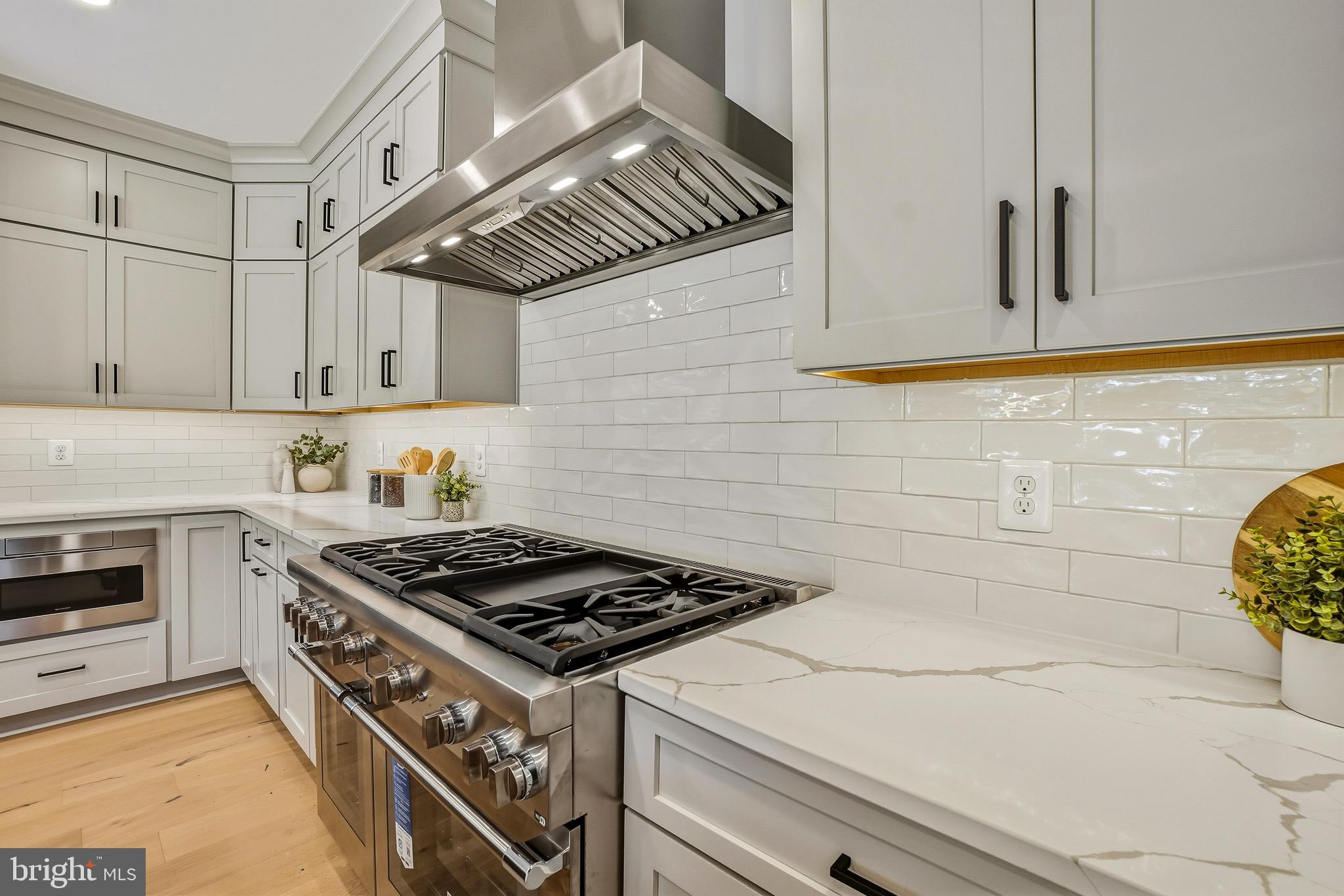 HILLMEAD - Residential