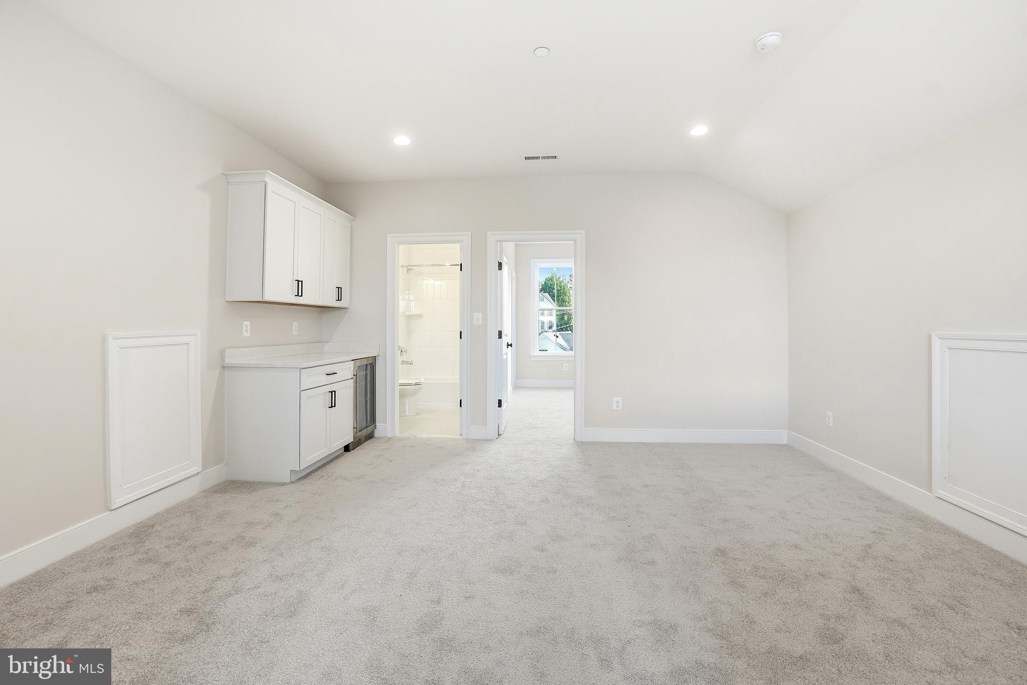 HILLMEAD - Residential