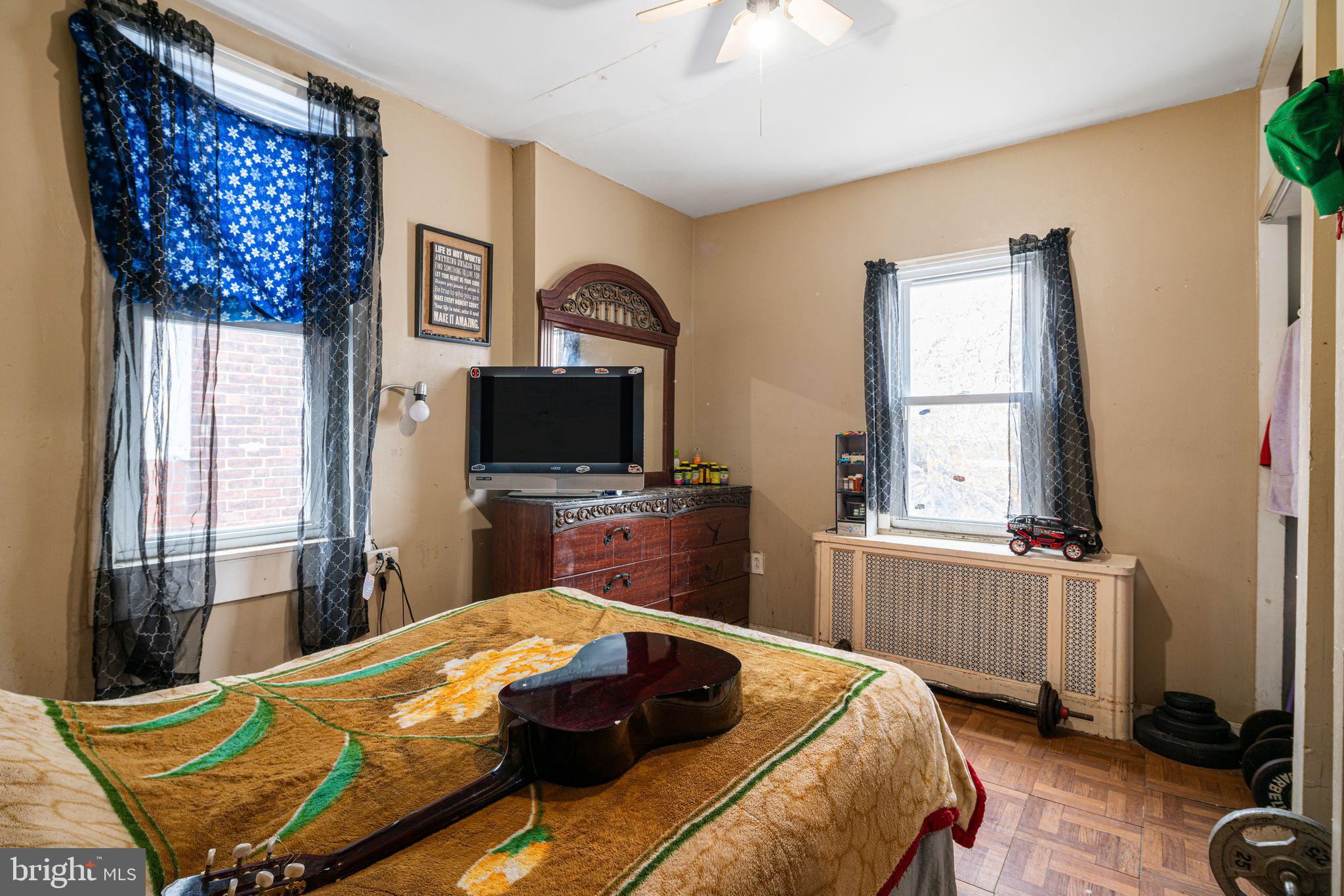 HARROWGATE - Residential