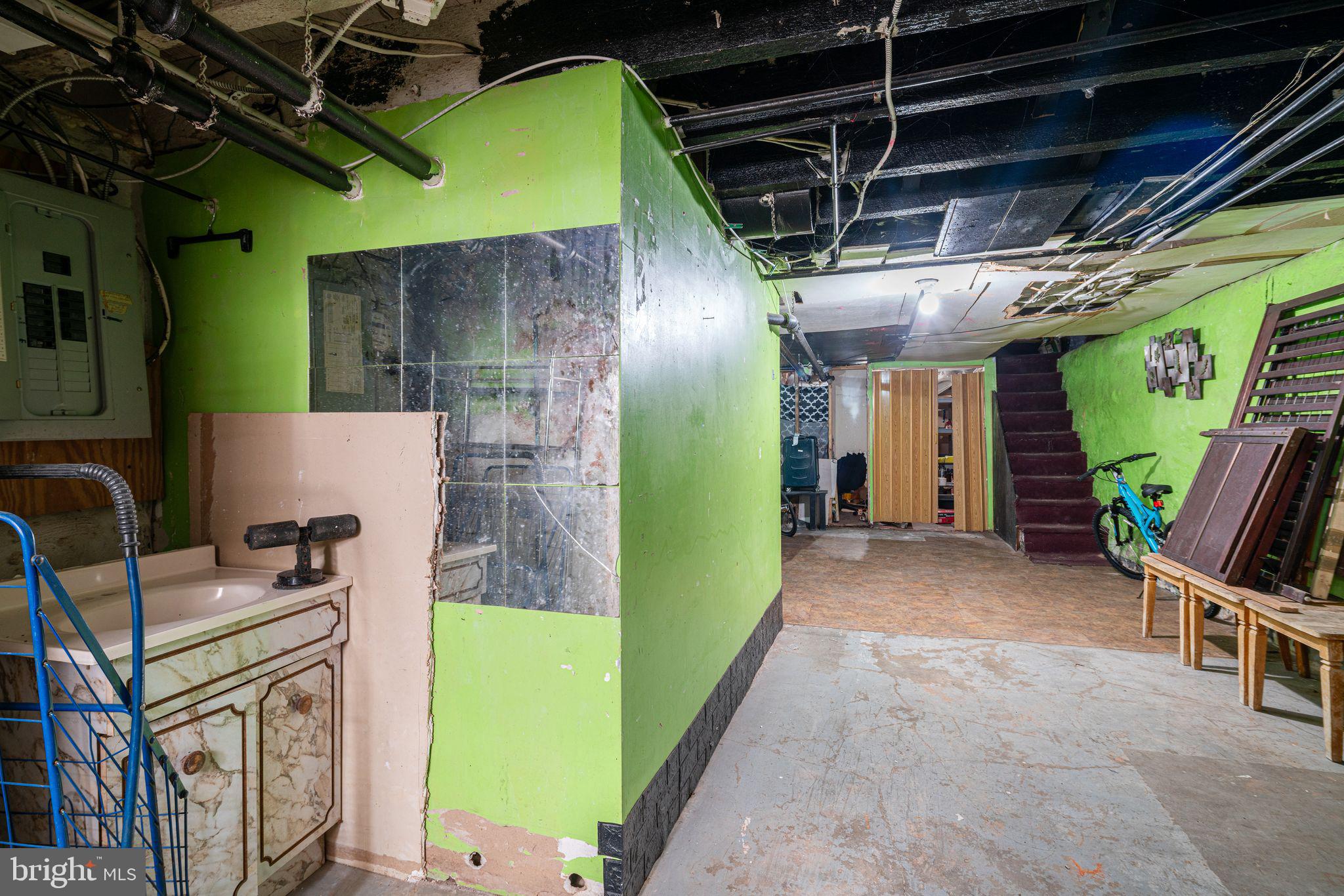 HARROWGATE - Residential