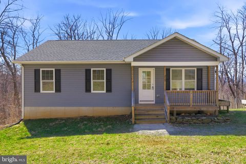 210 GAYLES FRONT ROYAL VA 22630