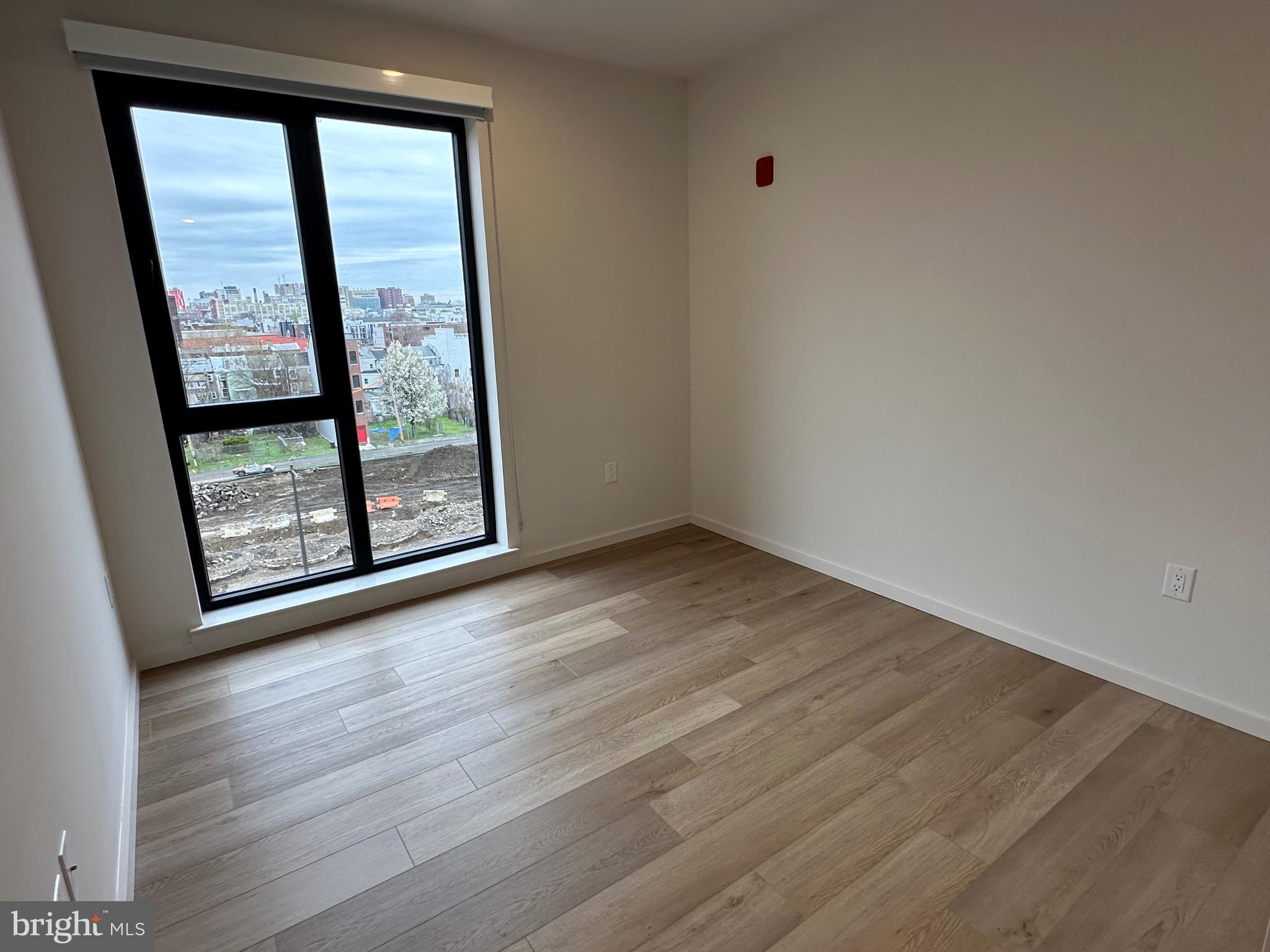 OLDE KENSINGTON - Residential Lease