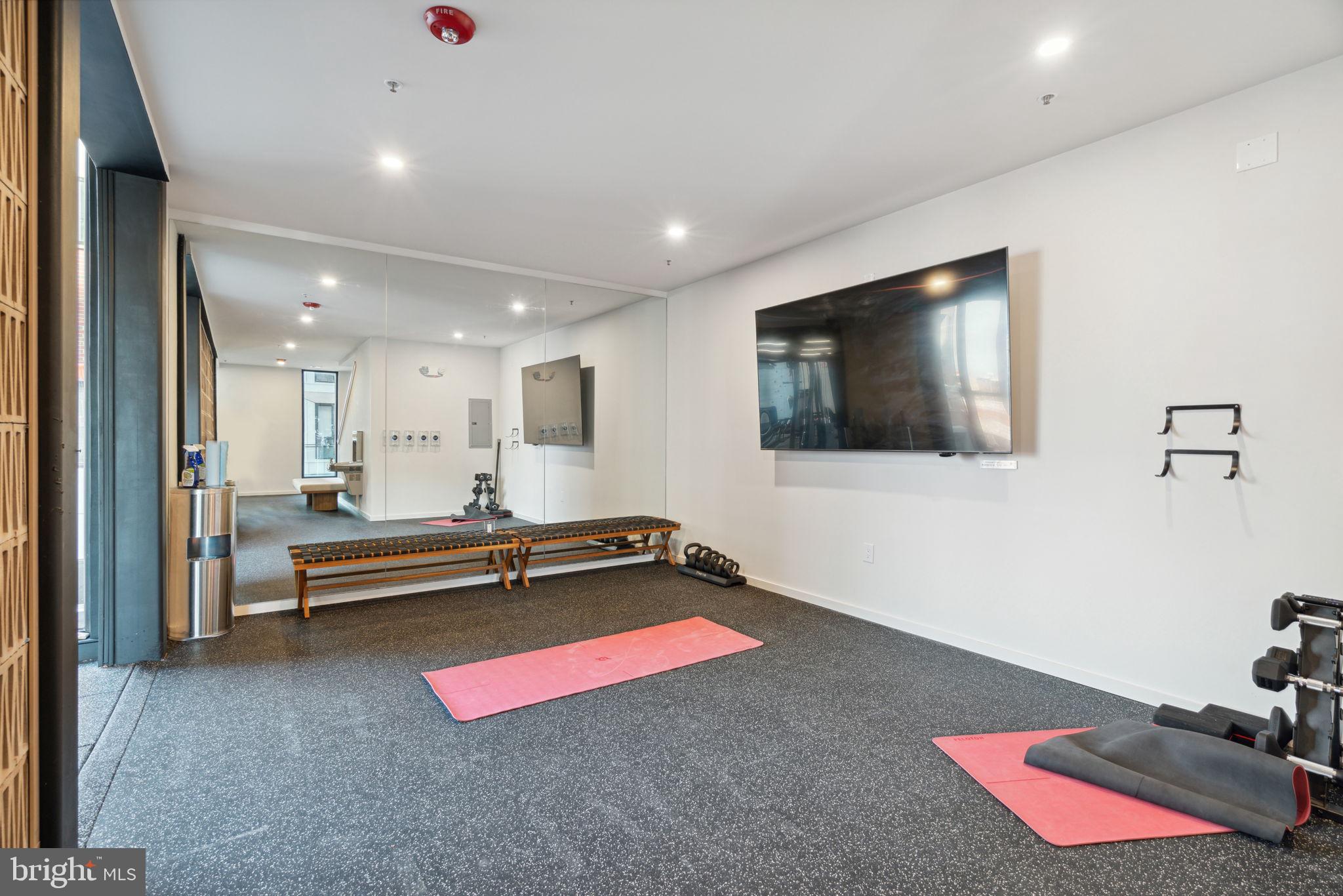 OLDE KENSINGTON - Residential Lease