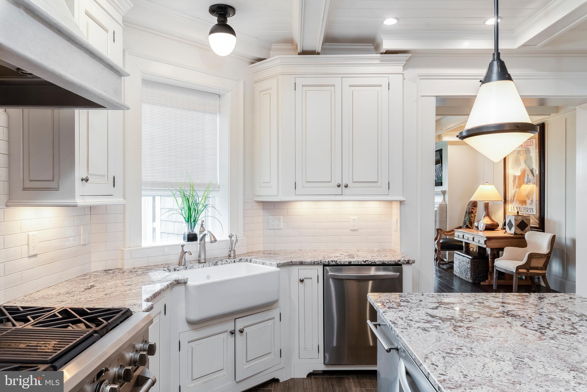 MURRAY HILL - Residential