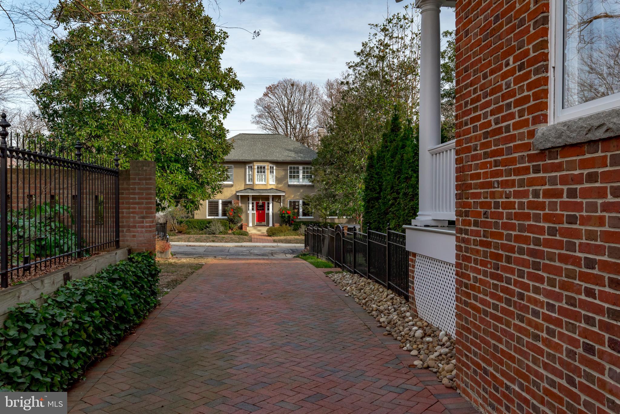 MURRAY HILL - Residential