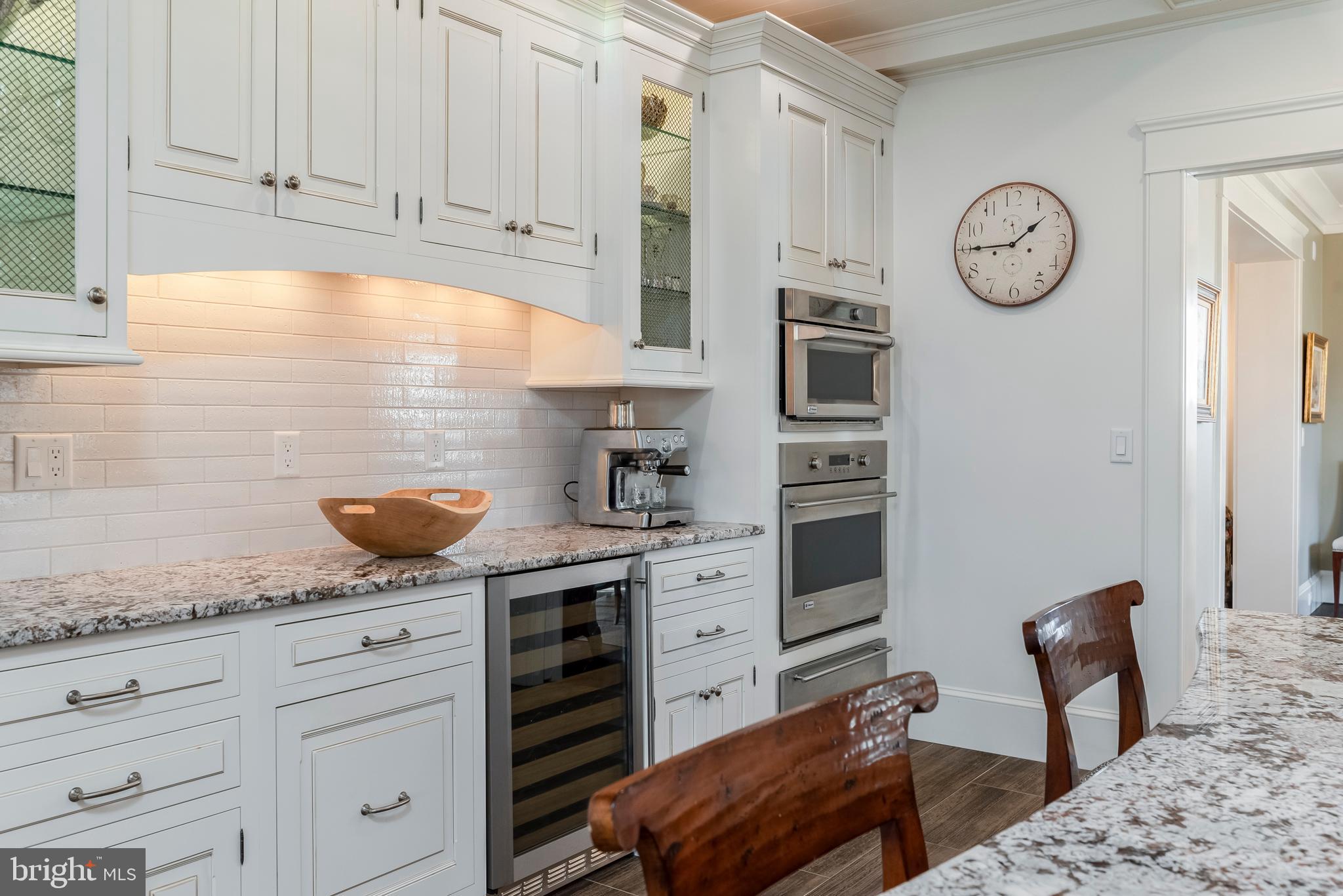 MURRAY HILL - Residential