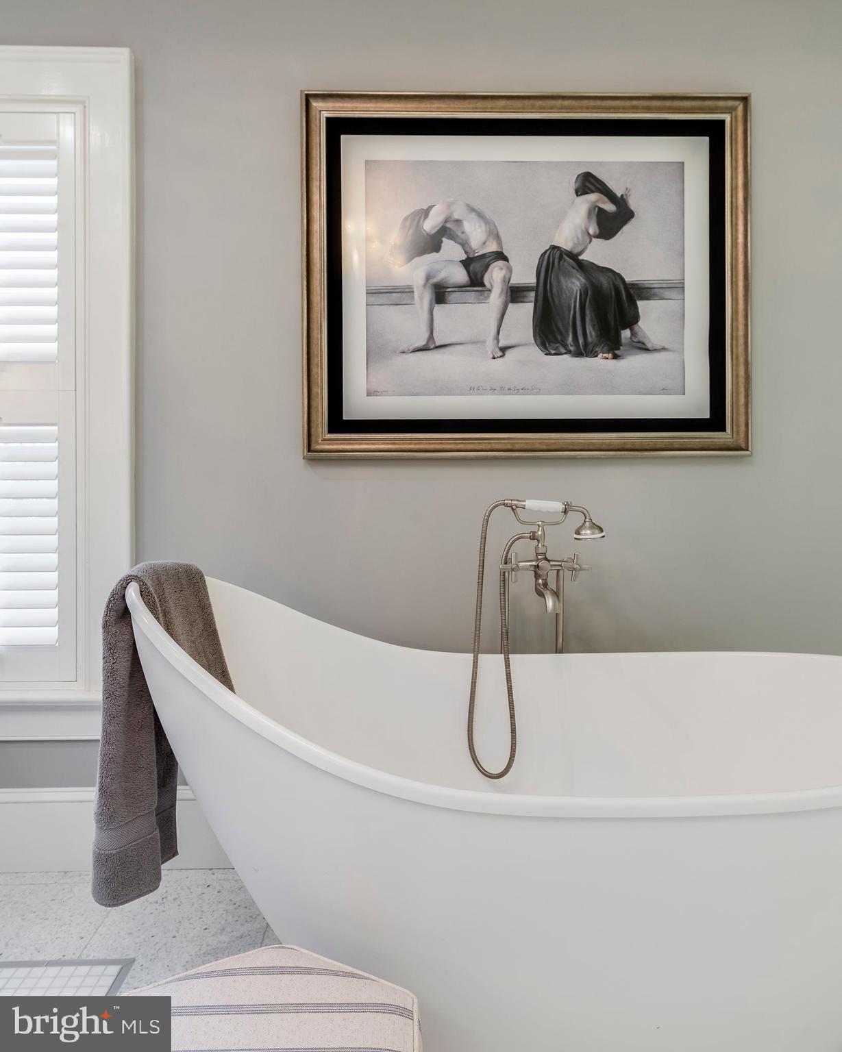 MURRAY HILL - Residential