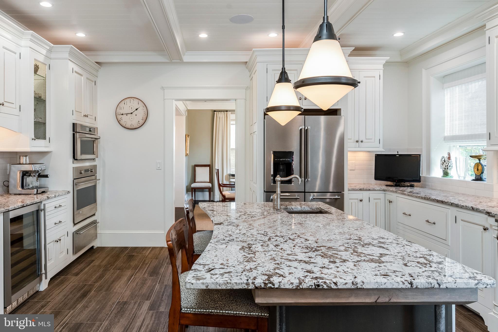 MURRAY HILL - Residential