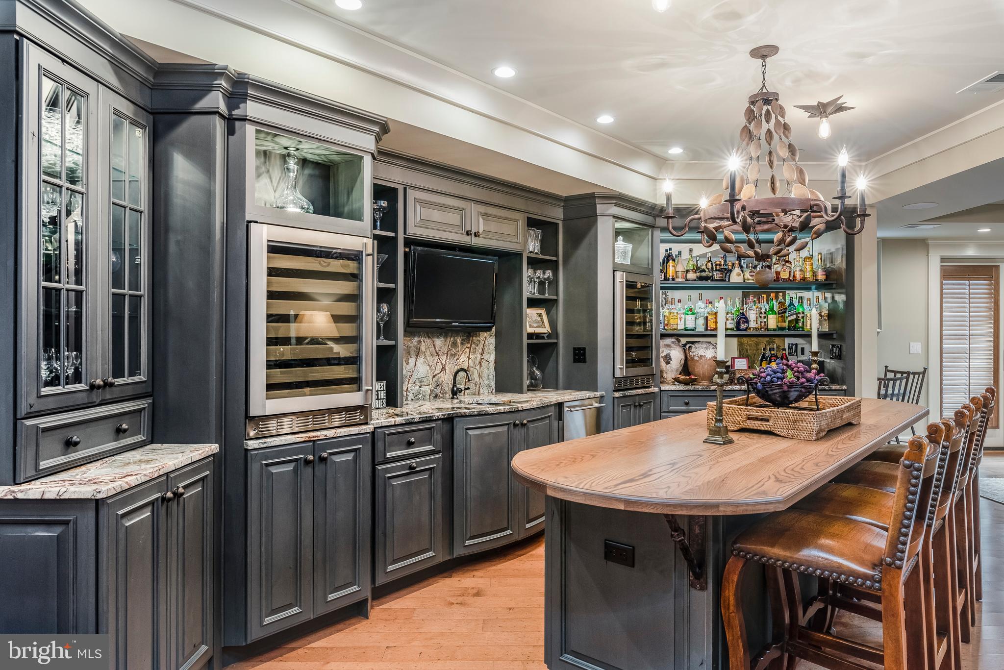 MURRAY HILL - Residential