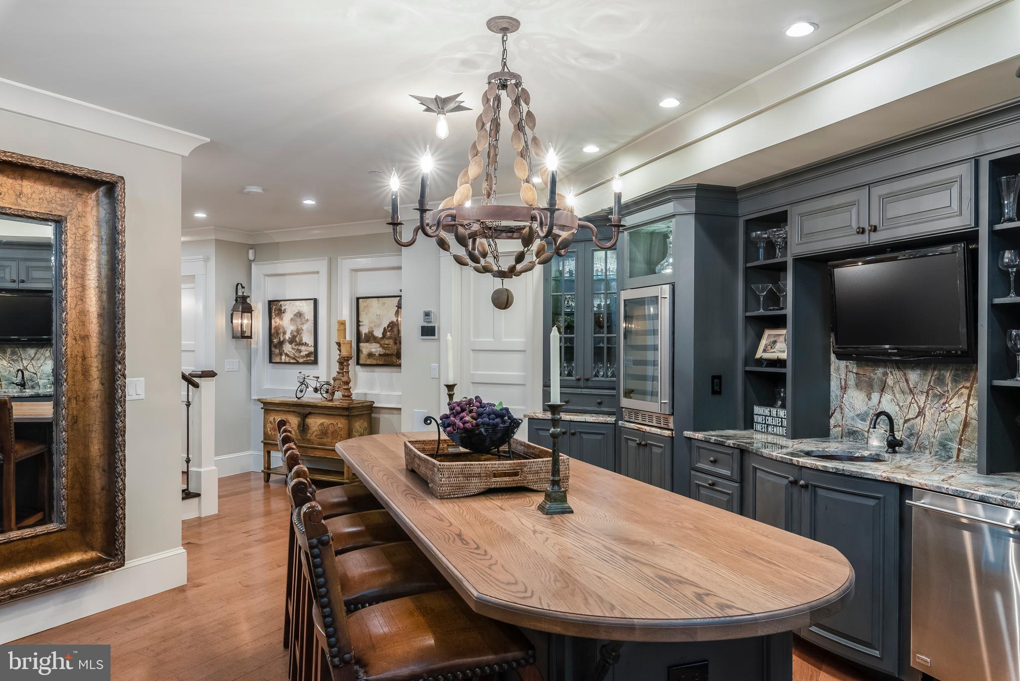 MURRAY HILL - Residential