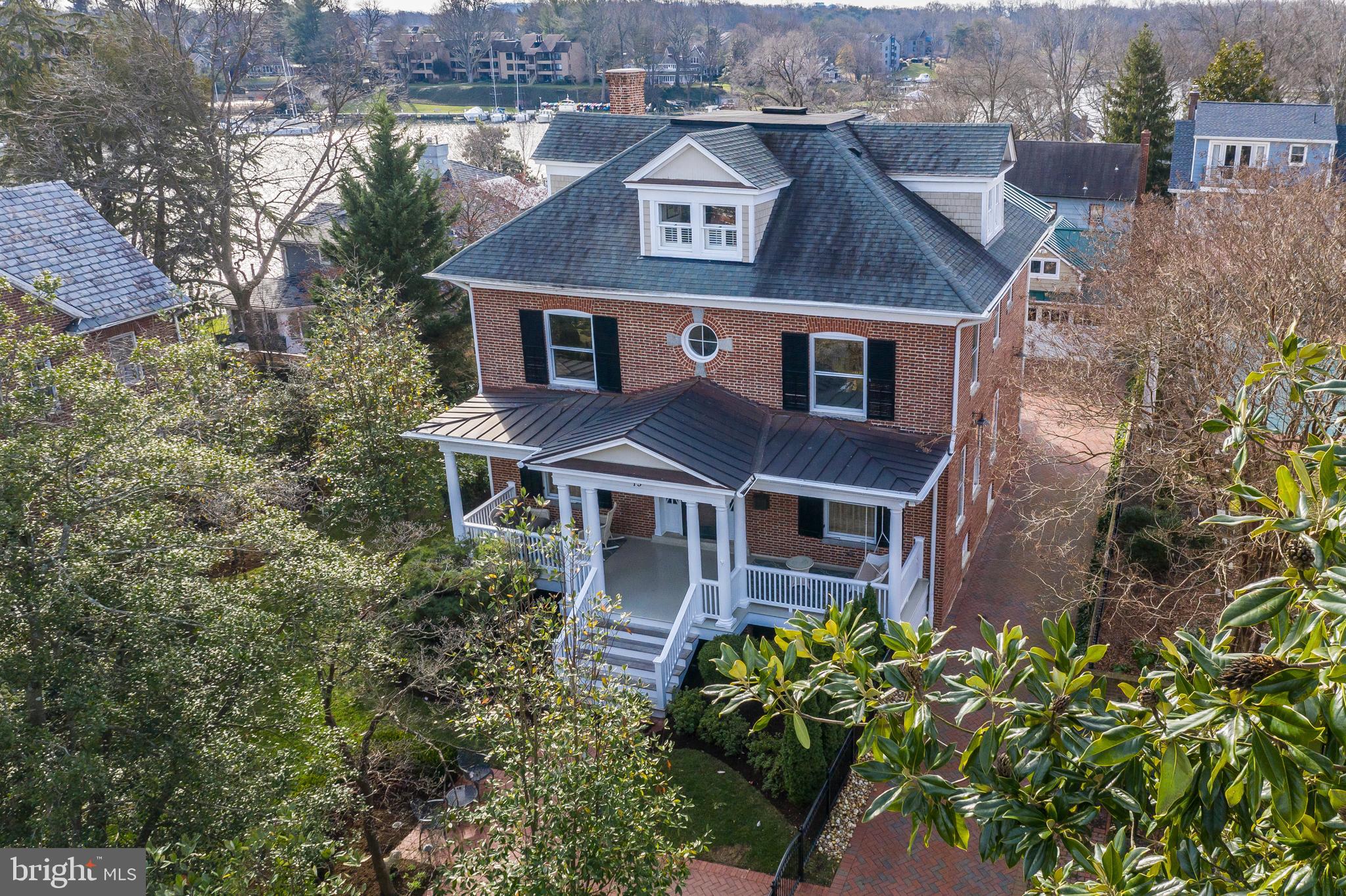 MURRAY HILL - Residential