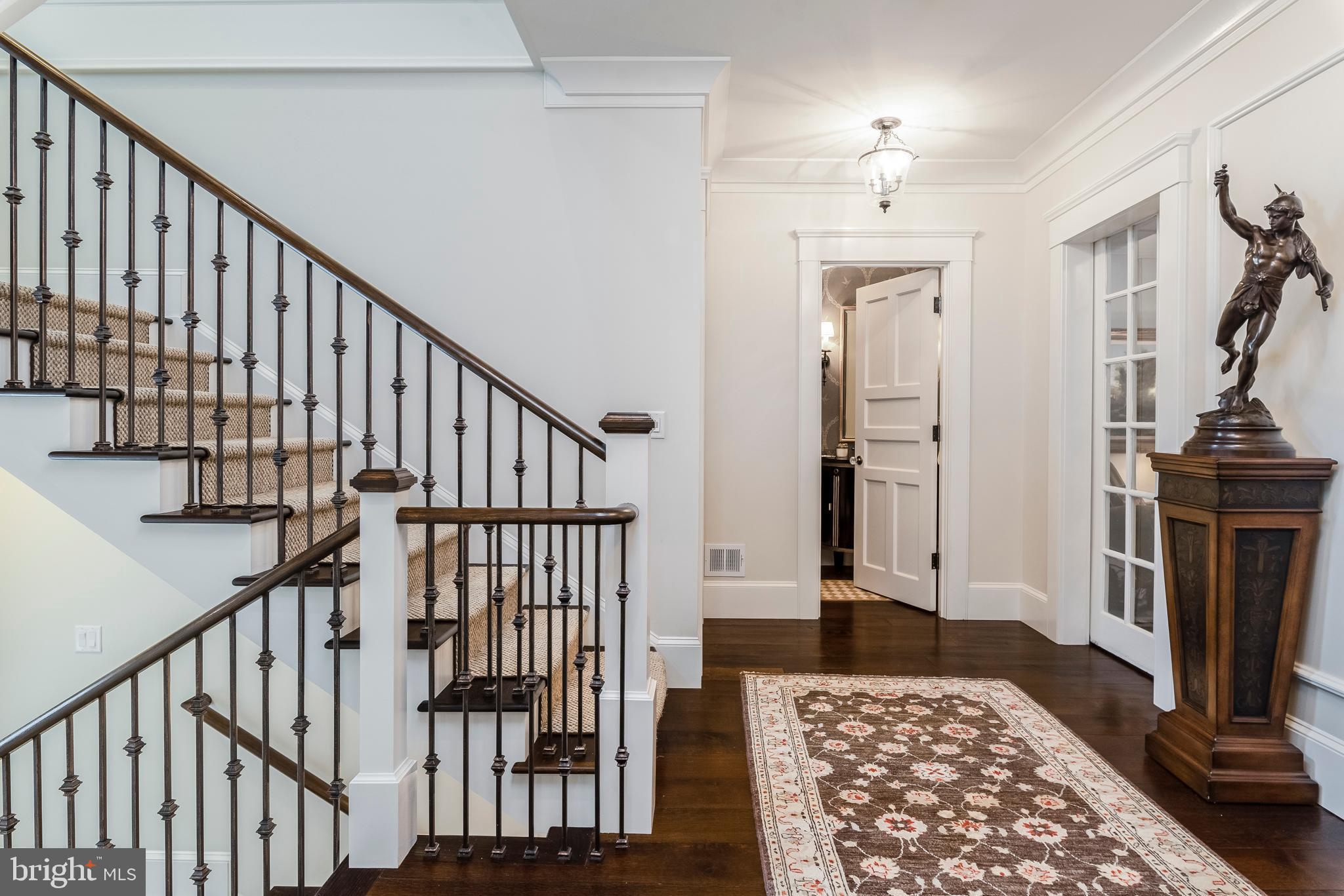 MURRAY HILL - Residential