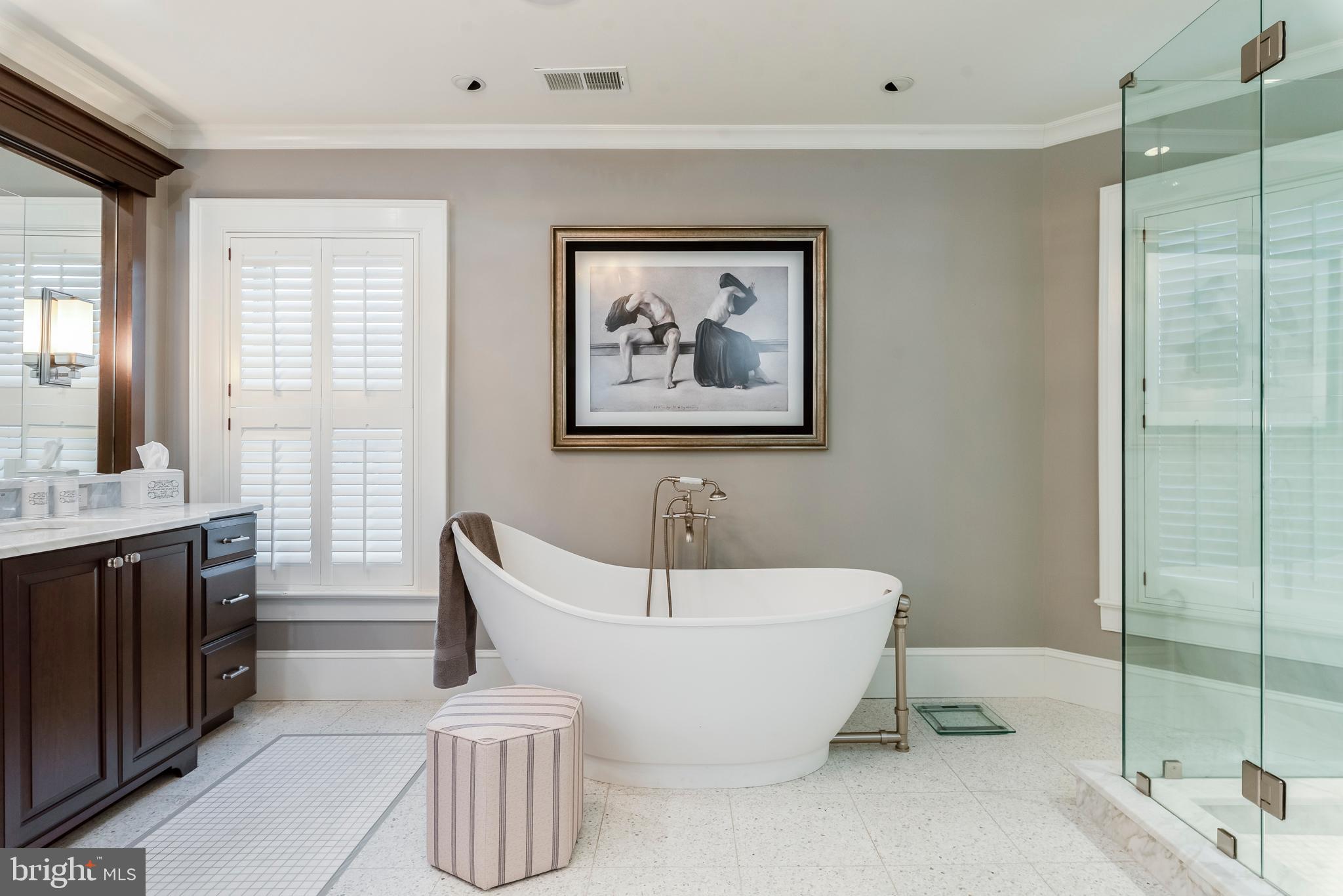 MURRAY HILL - Residential