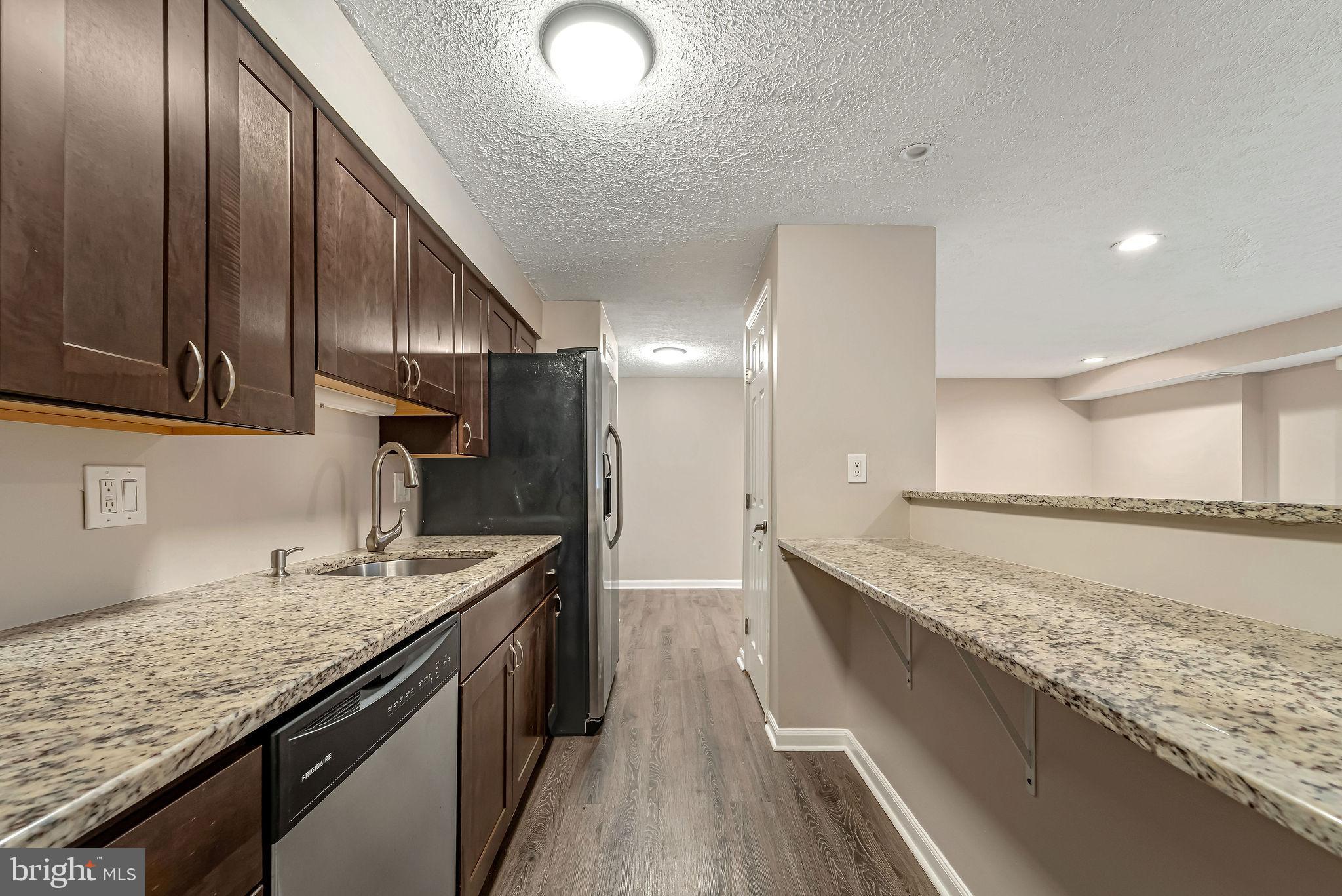 KENWOOD - Residential