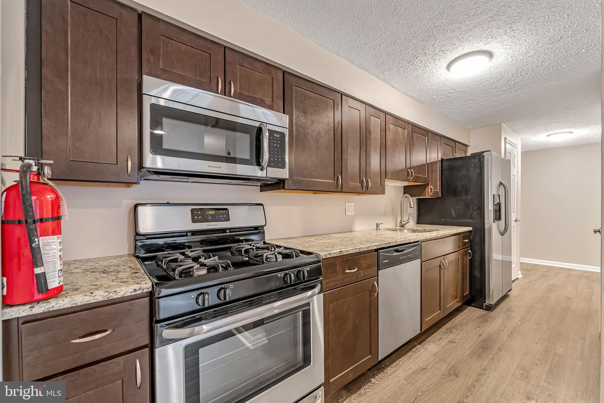 KENWOOD - Residential