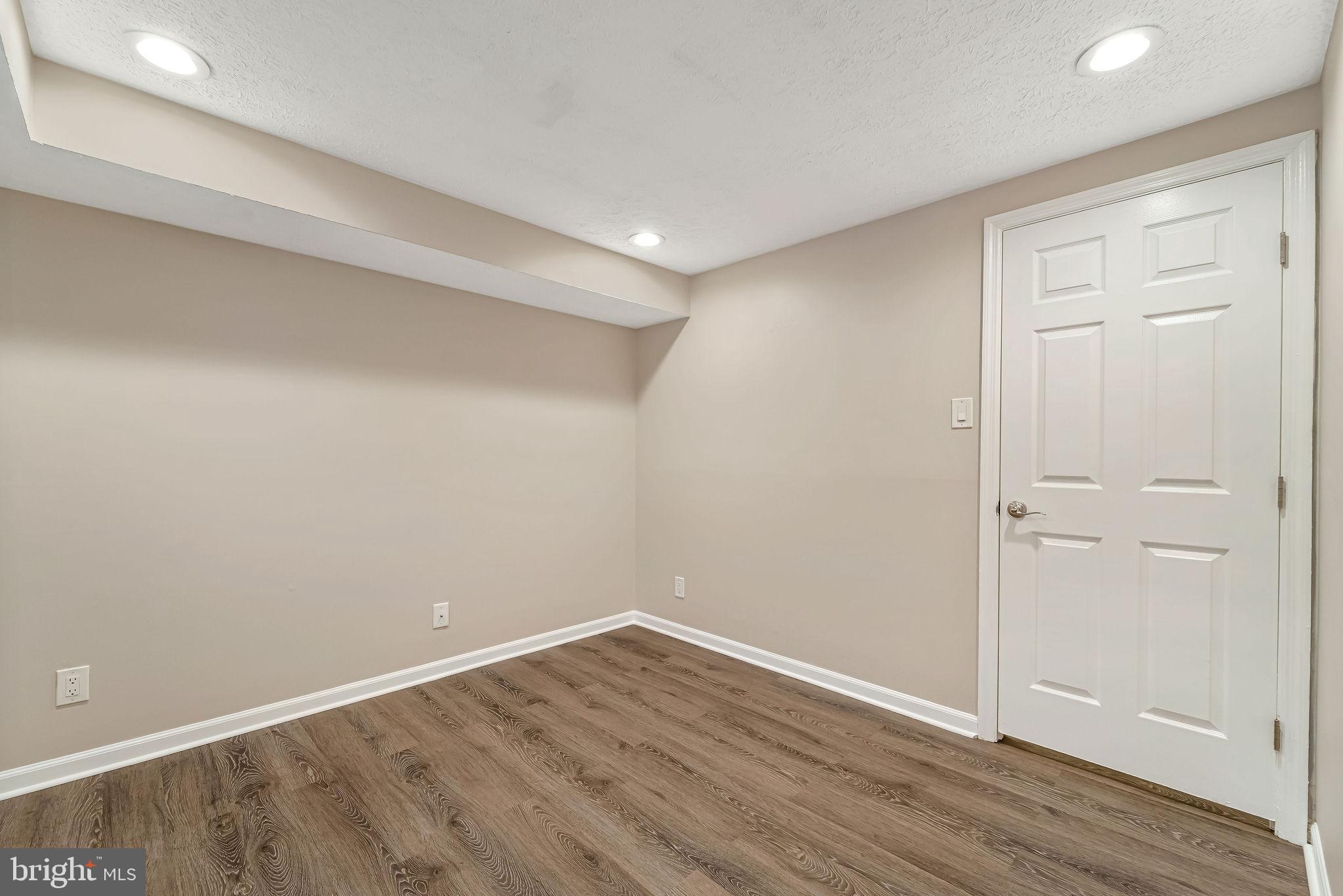 KENWOOD - Residential