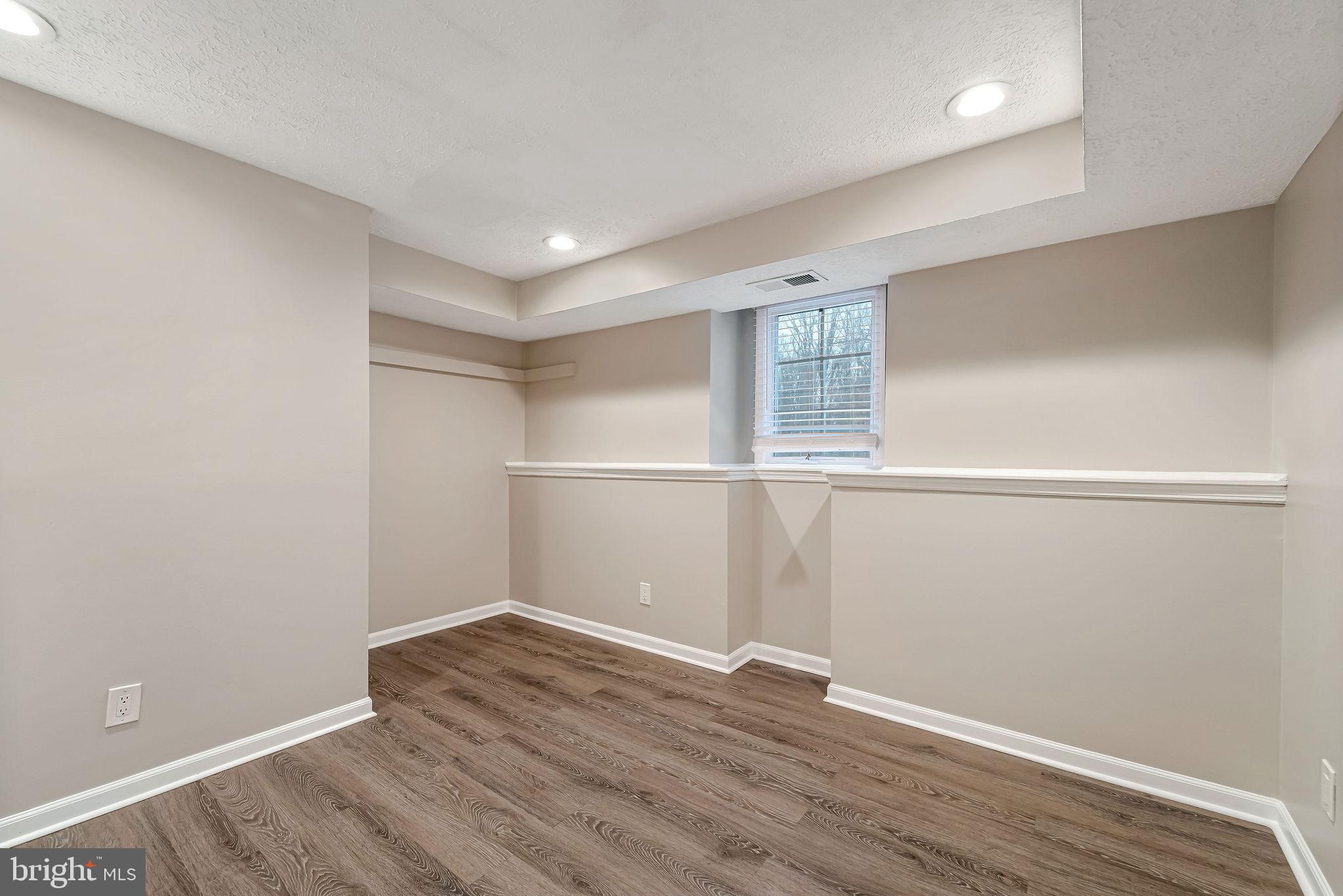 KENWOOD - Residential