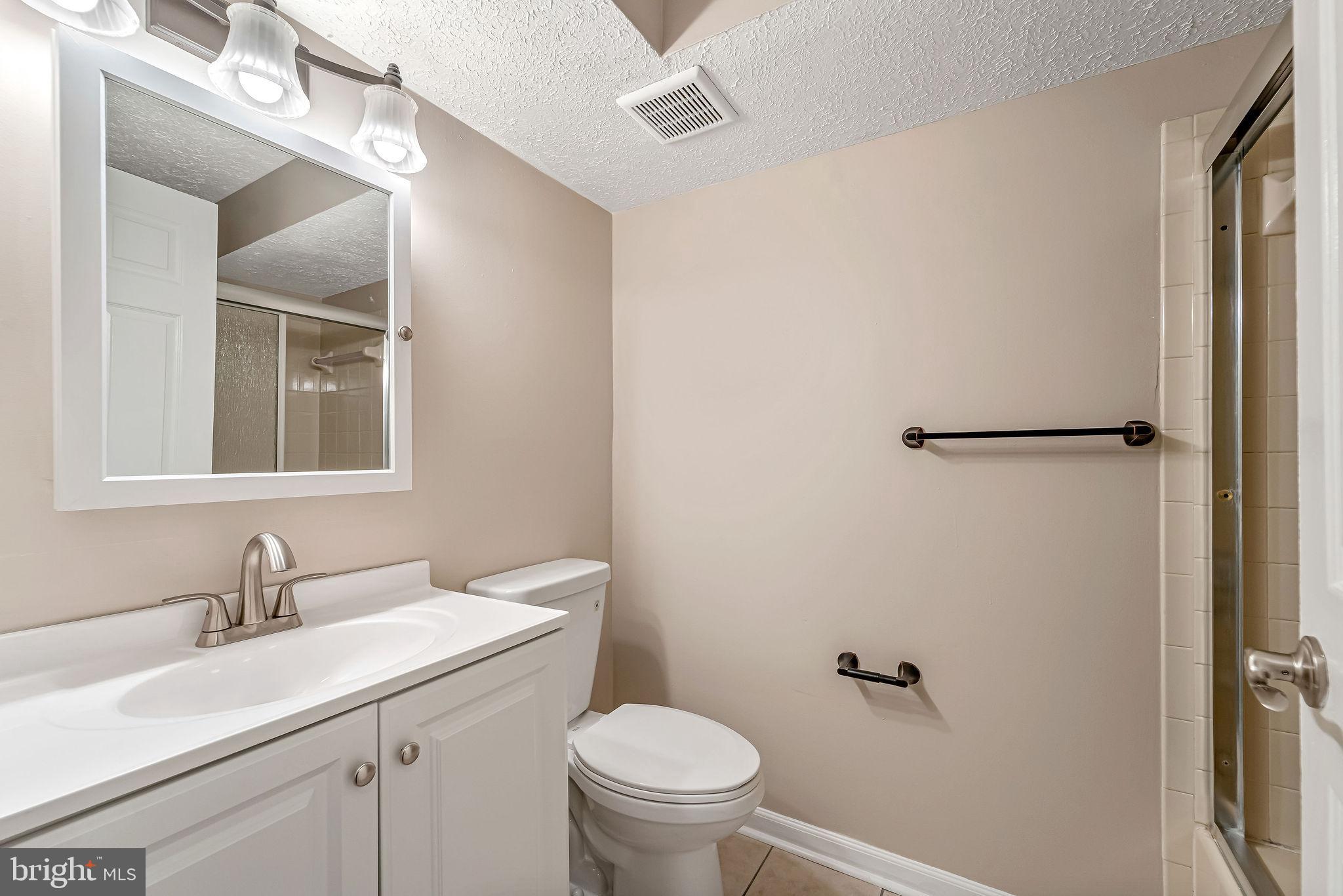 KENWOOD - Residential