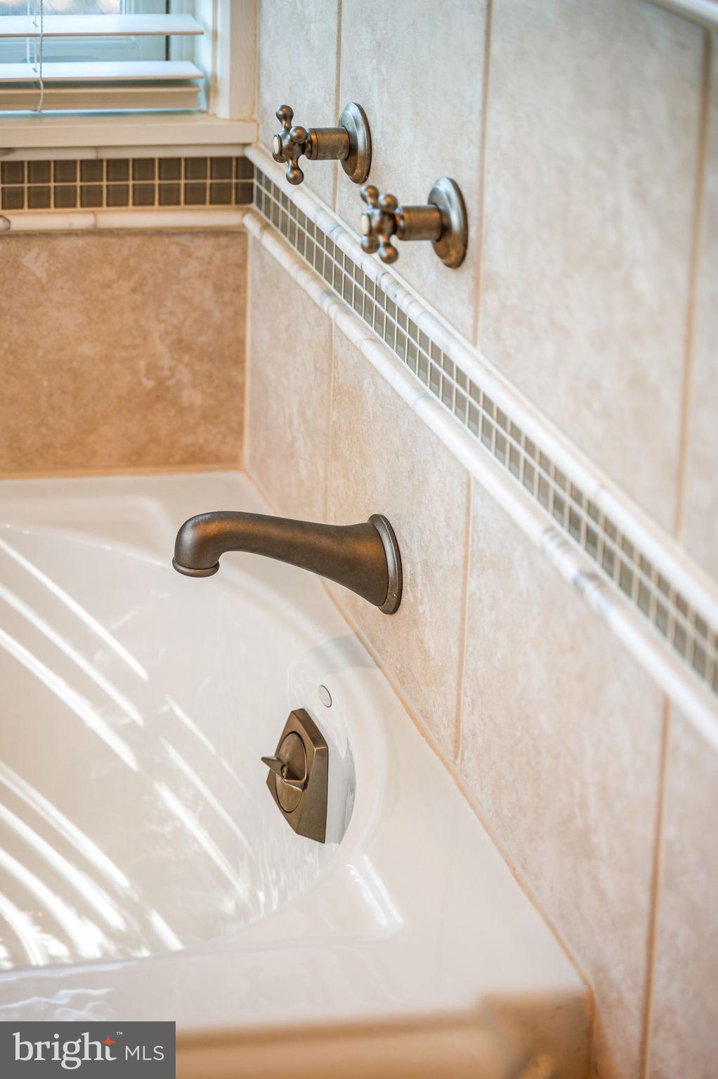 SWARTHMORE HILLS - Residential