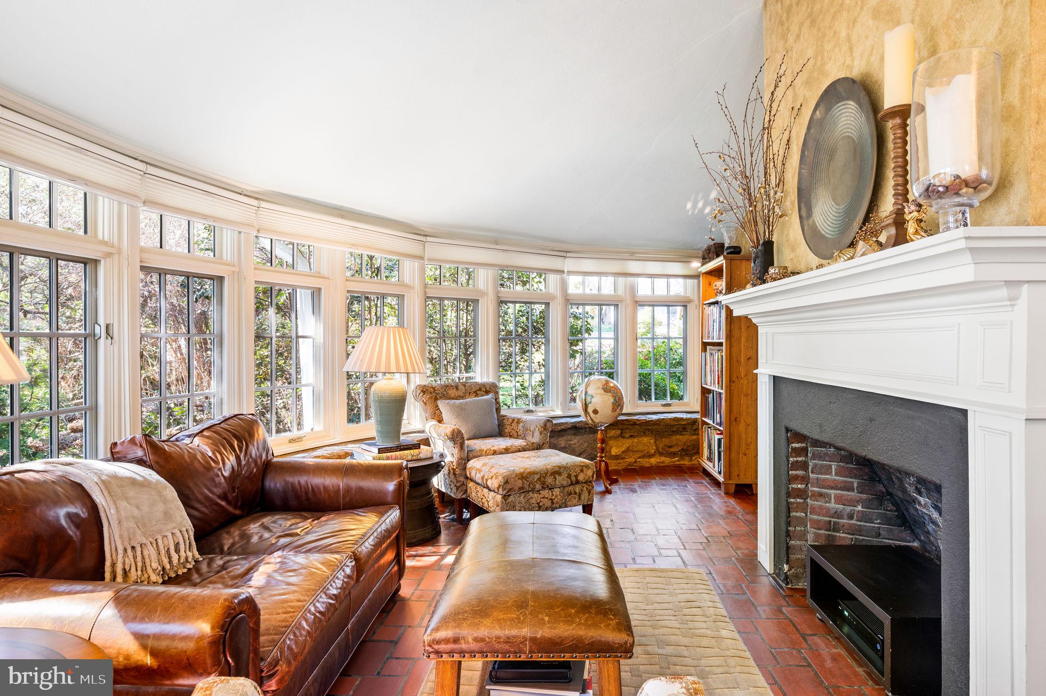 SWARTHMORE HILLS - Residential