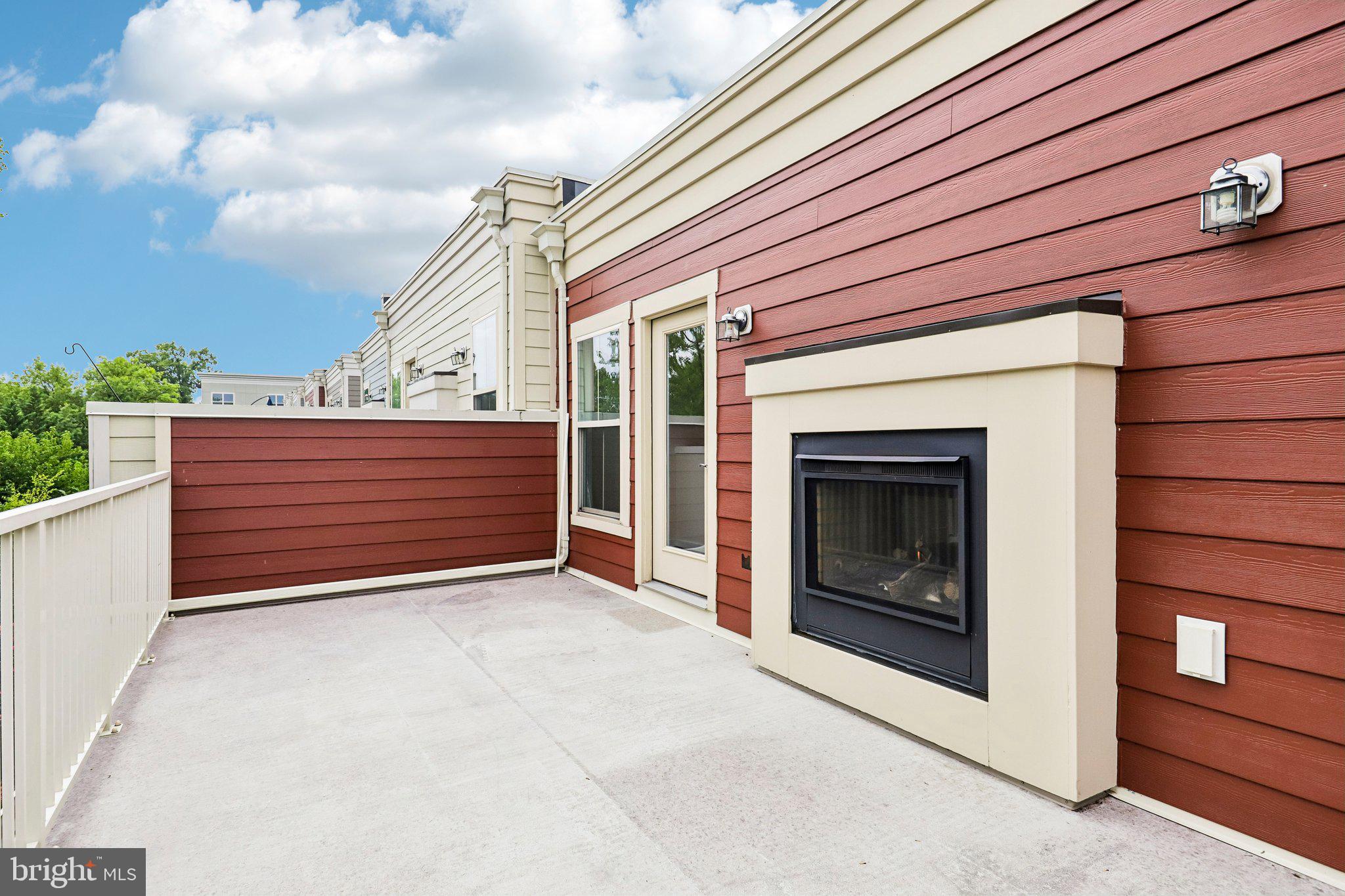 3961 NORTON PLACE