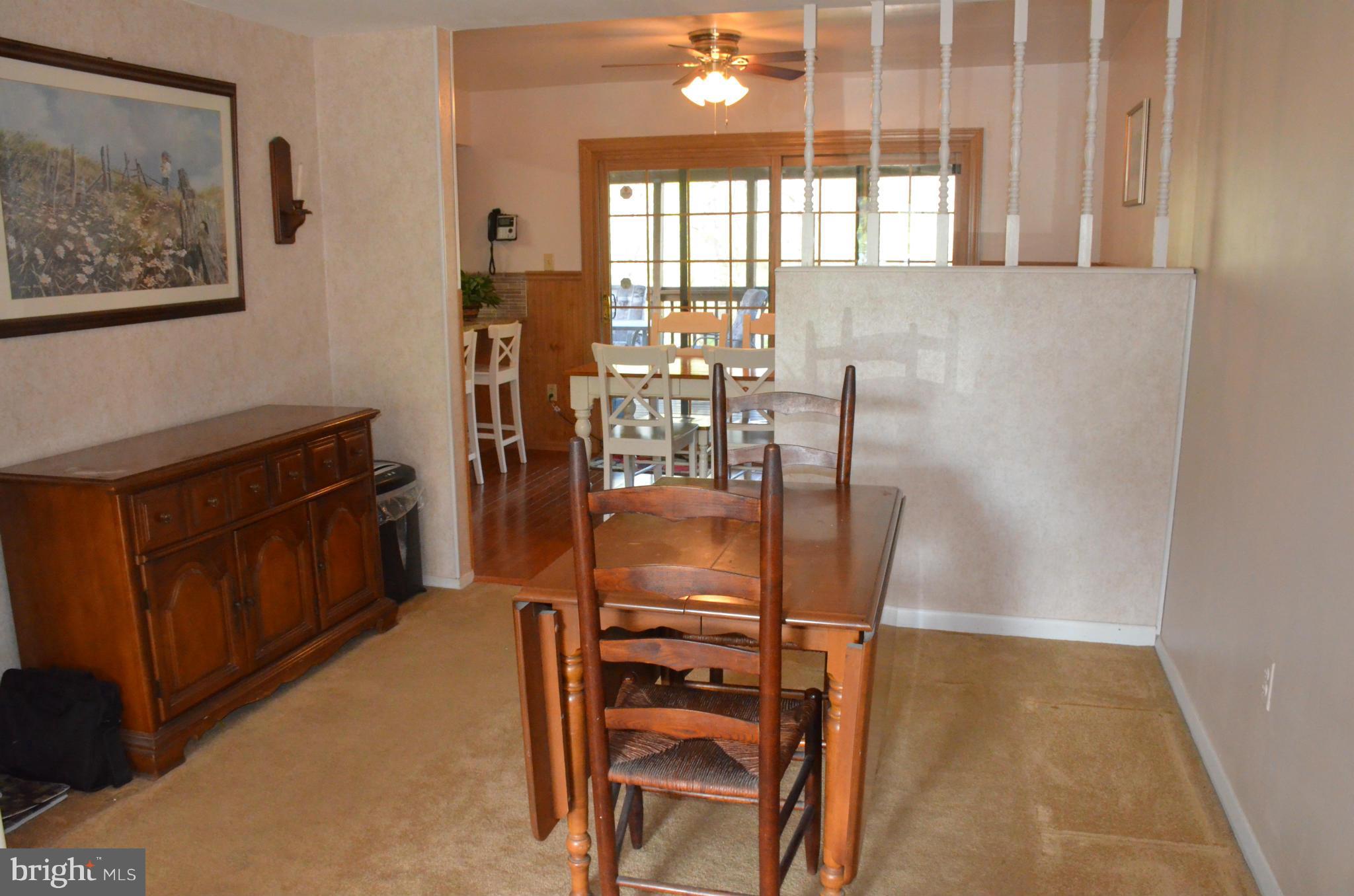 SEVEN COURTS - Residential