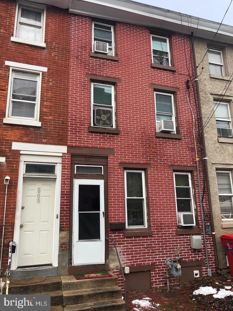Come experience this bright and spacious 3 bed 1 bath home for sale in Norristown, PA! The first floor is complete with a living room, dining room, large kitchen, and mud room. The second floor contains a large bedroom, a walk-in closet, and the full bathroom. The third floor holds the remaining two bedrooms which are well lit with ample closet space. Close to shops, parks, and Main St. Conveniently located to the major arteries for easy access to 202, Blue Route, 476, and 76. Schedule your tour today!