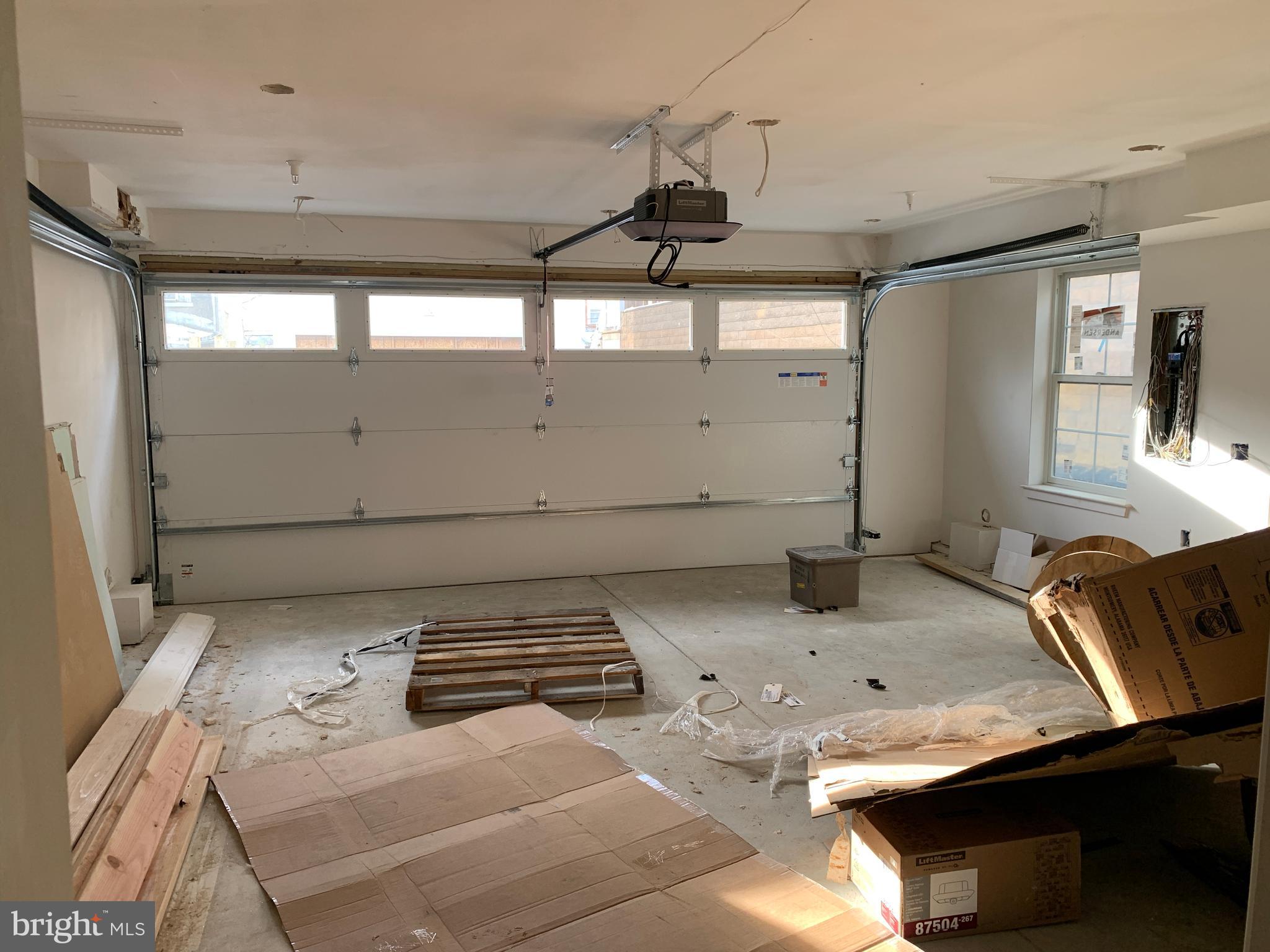 MANAYUNK - Residential