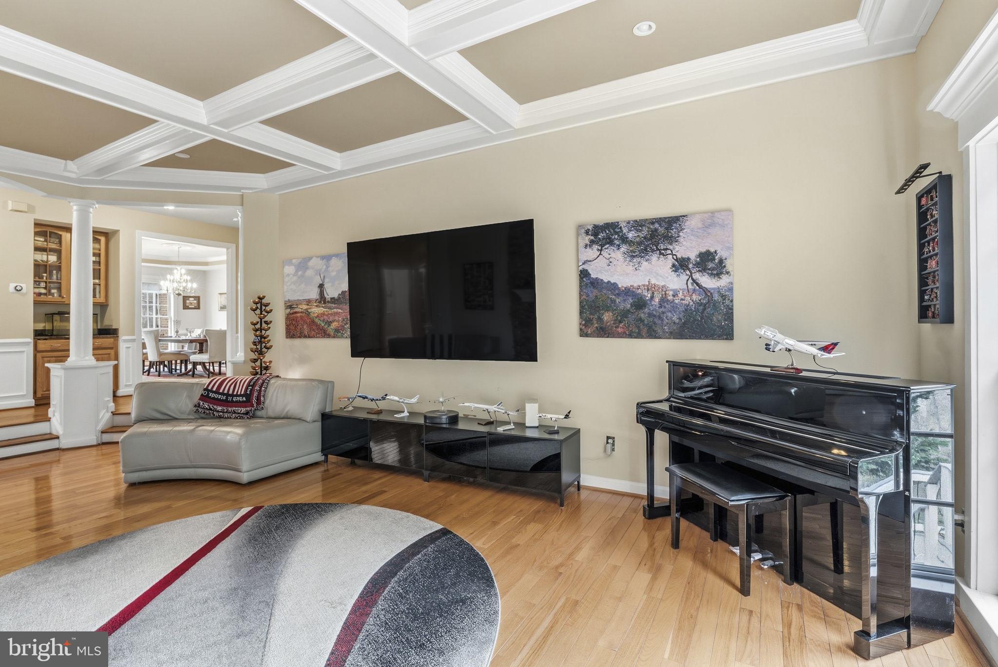 LANSDOWNE ON THE POTOMAC - Residential