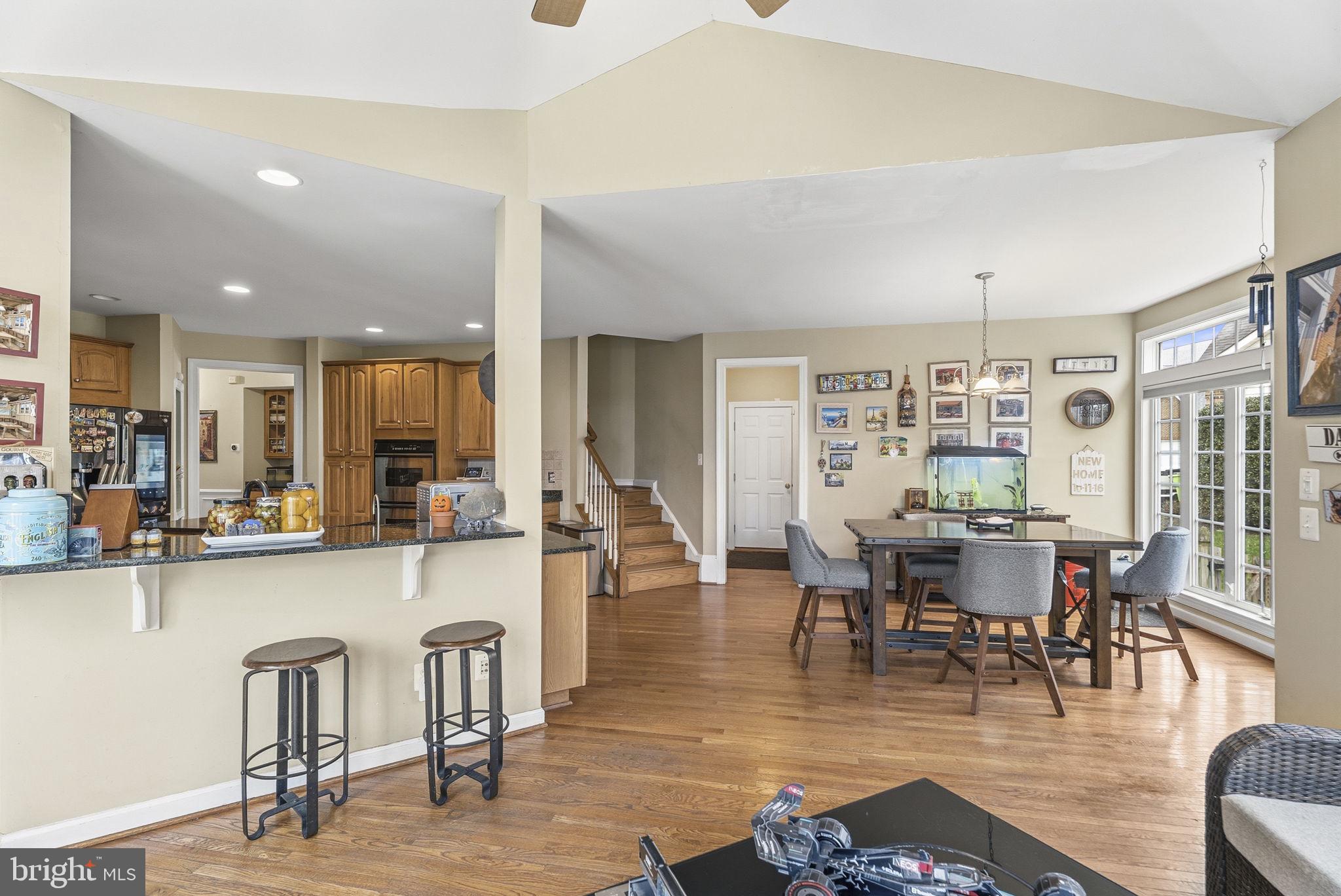 LANSDOWNE ON THE POTOMAC - Residential