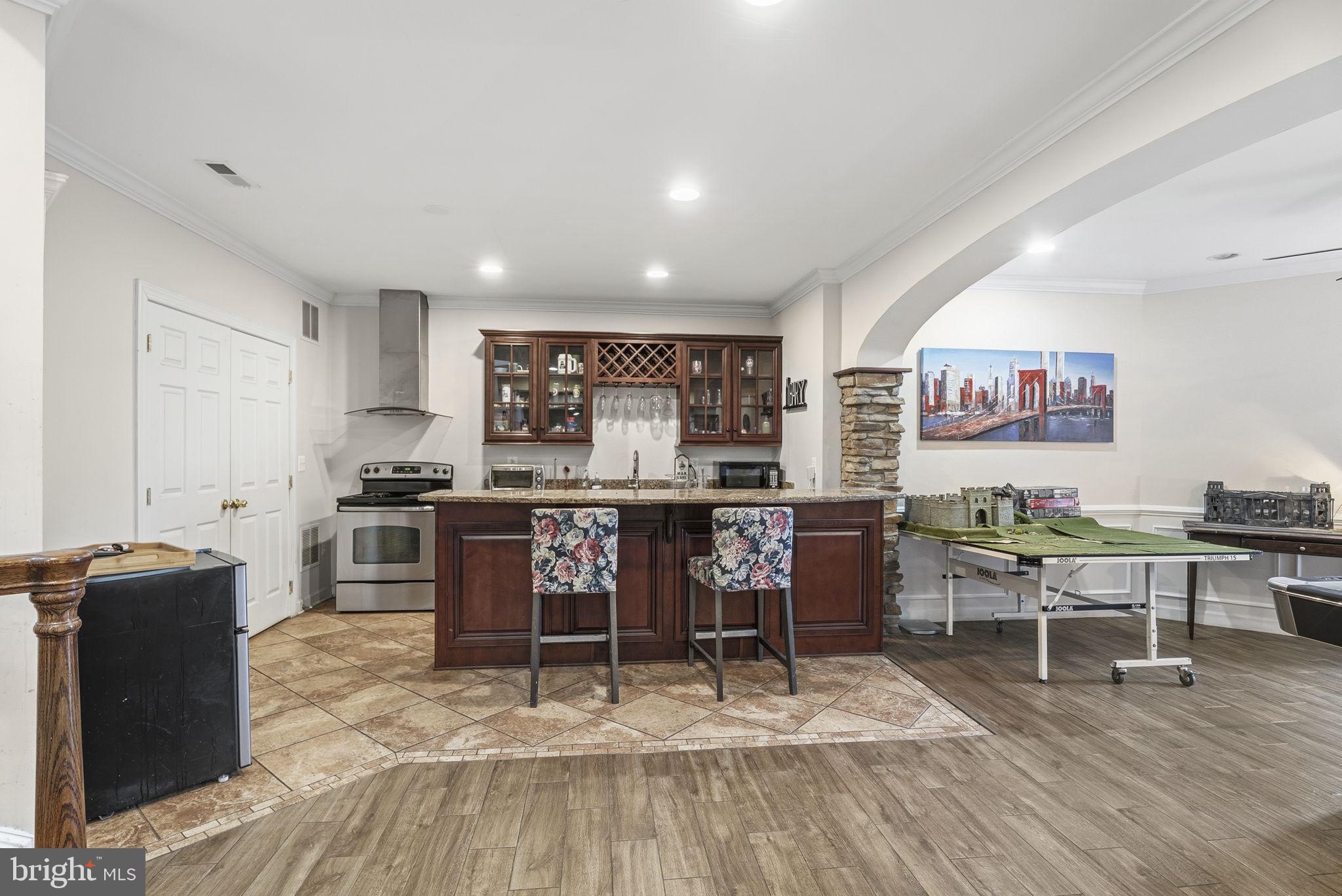 LANSDOWNE ON THE POTOMAC - Residential