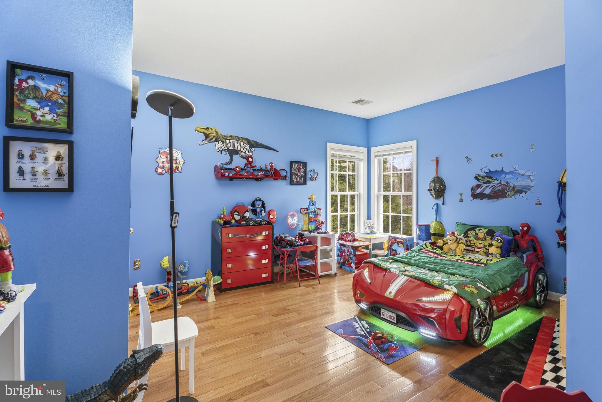 LANSDOWNE ON THE POTOMAC - Residential