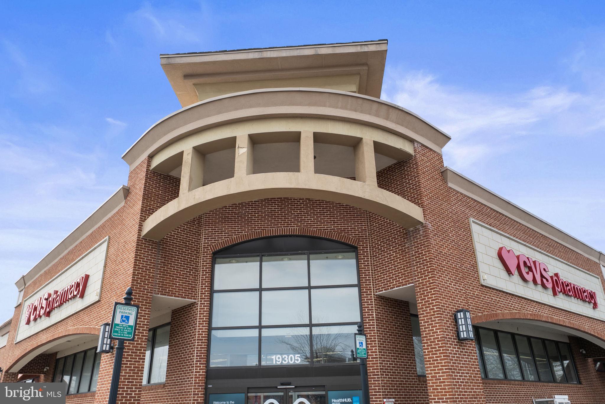 LANSDOWNE ON THE POTOMAC - Residential