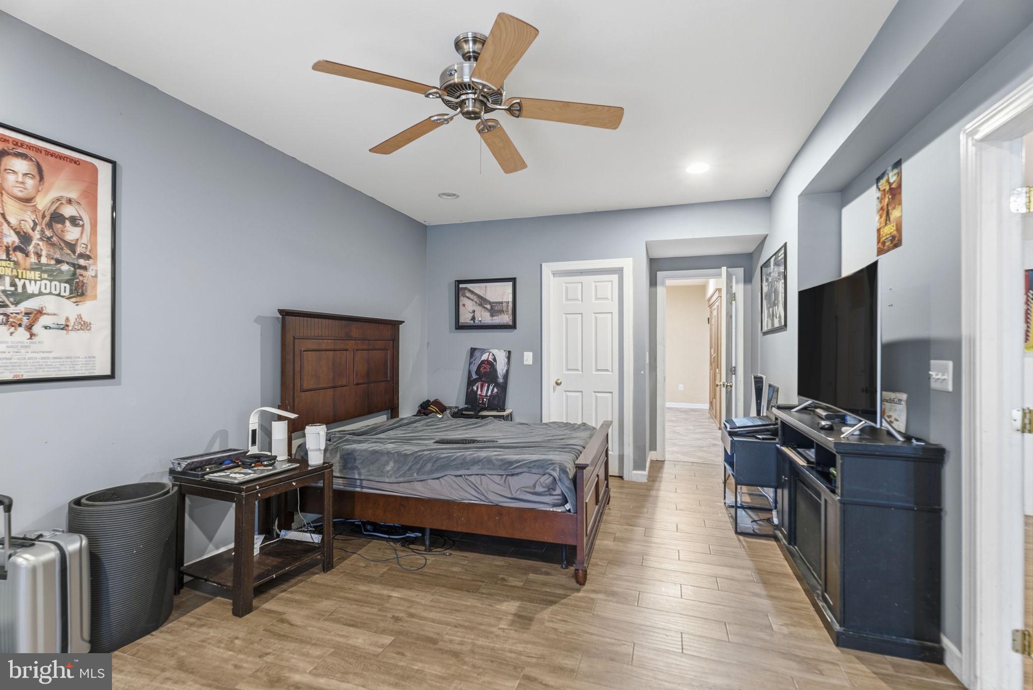 LANSDOWNE ON THE POTOMAC - Residential