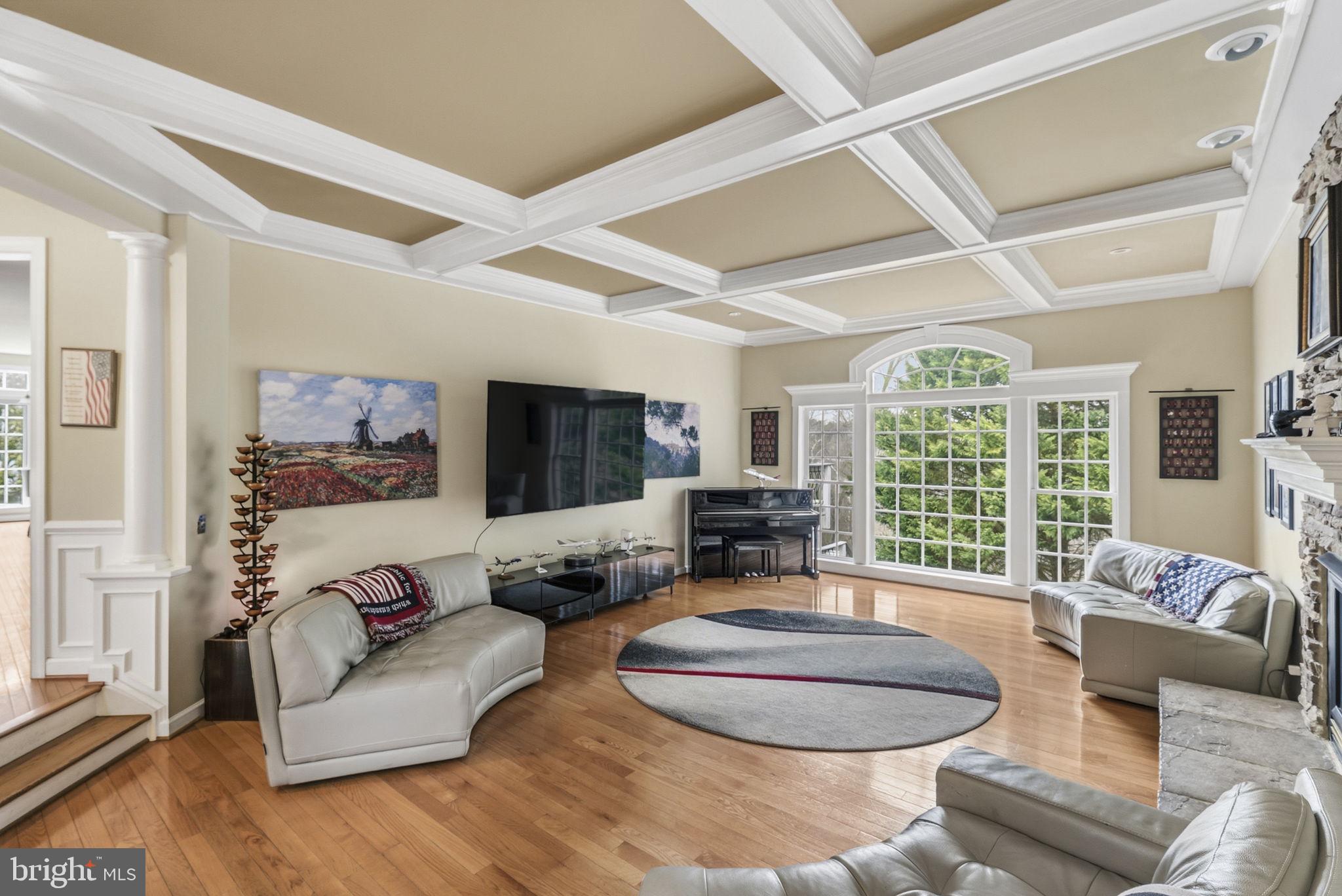 LANSDOWNE ON THE POTOMAC - Residential