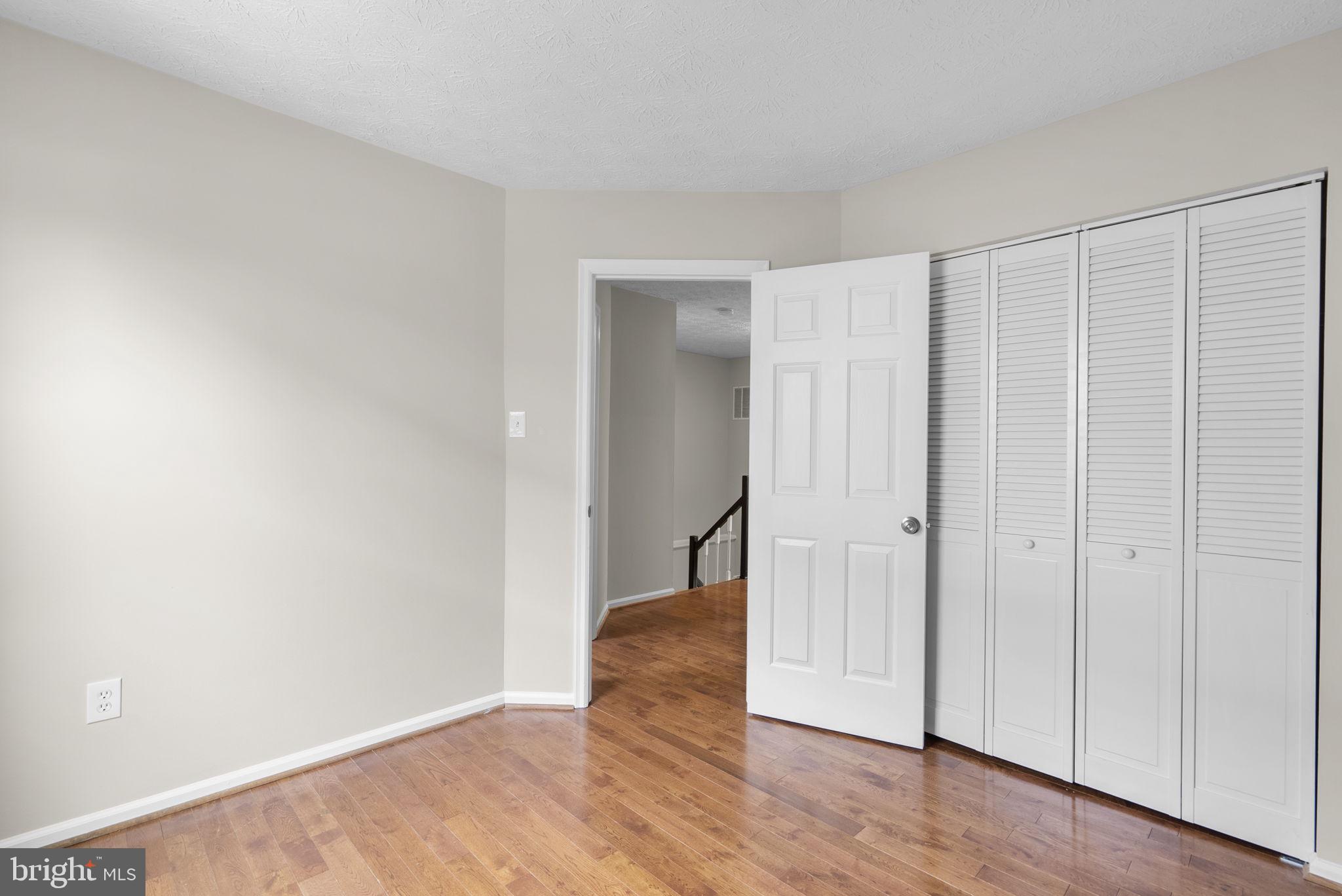 GUNNERS LAKE VILLAGE - Residential