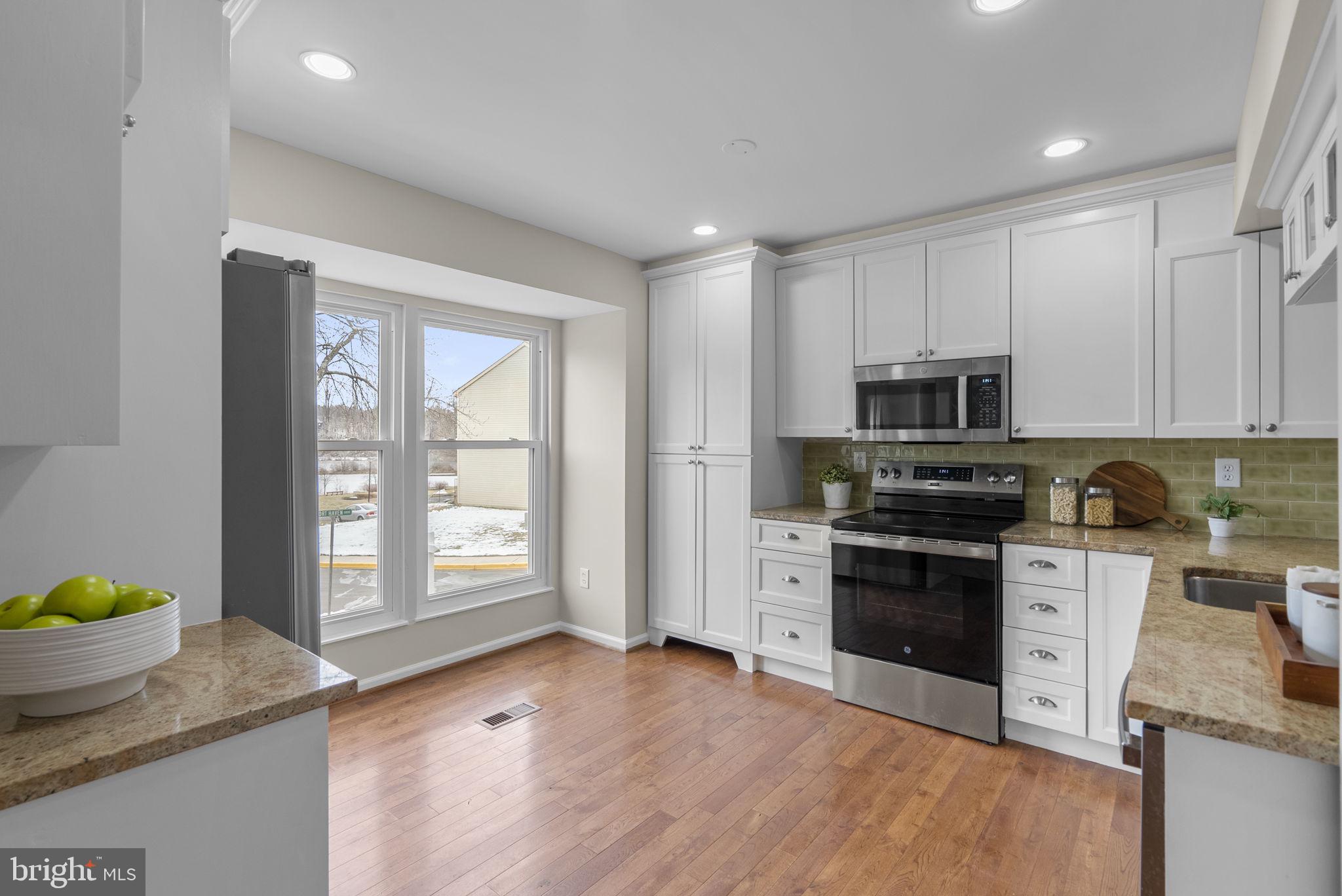 GUNNERS LAKE VILLAGE - Residential