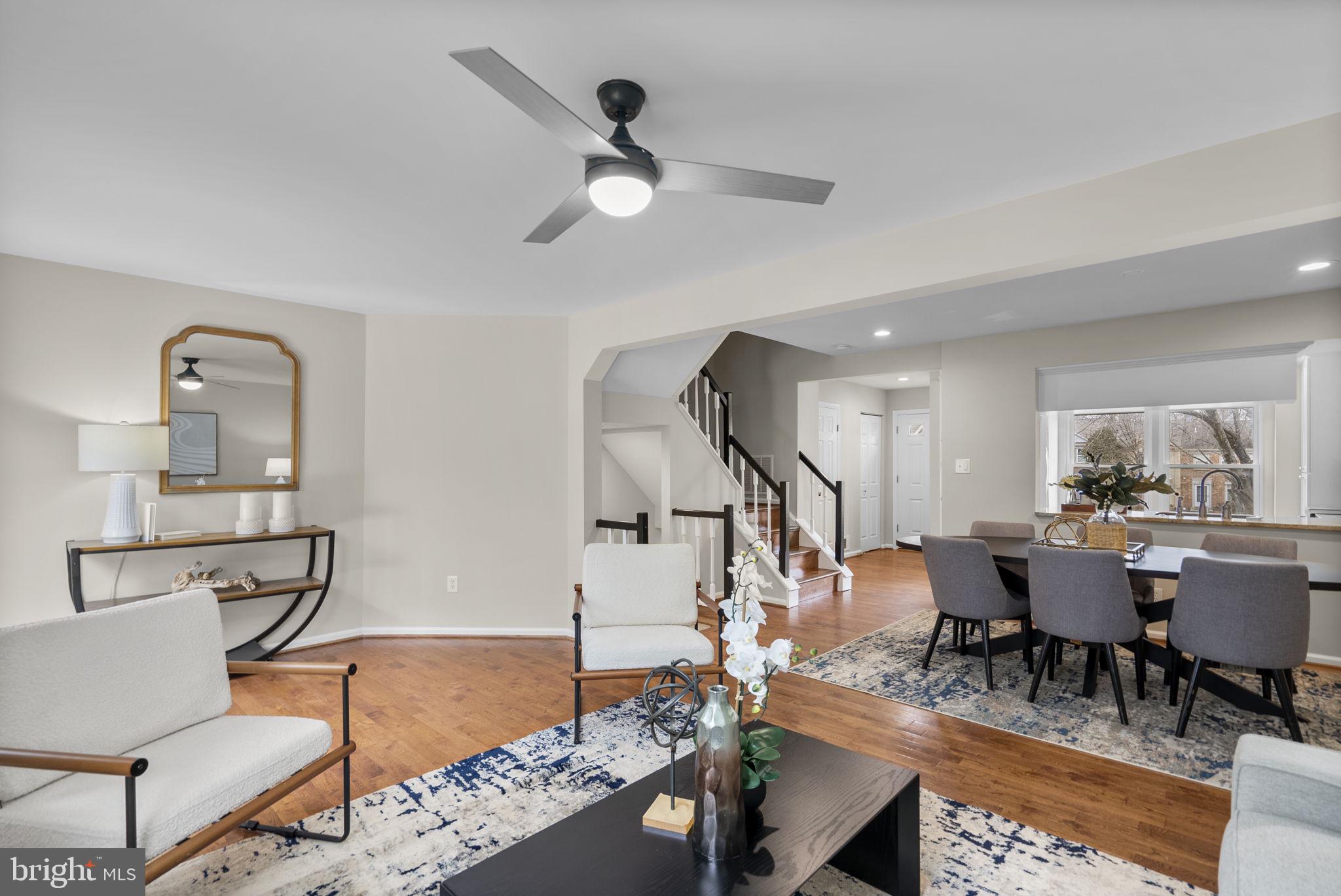 GUNNERS LAKE VILLAGE - Residential