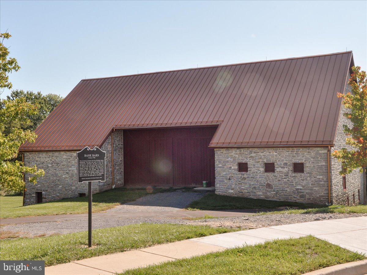 LINTON AT BALLENGER - Residential