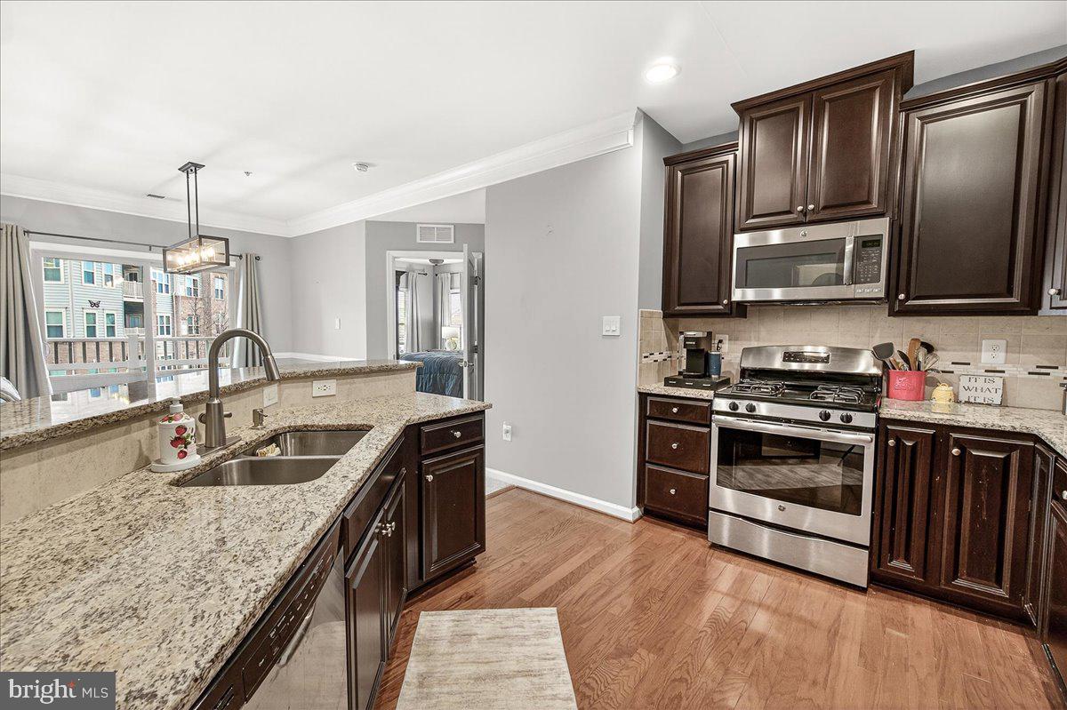 LINTON AT BALLENGER - Residential