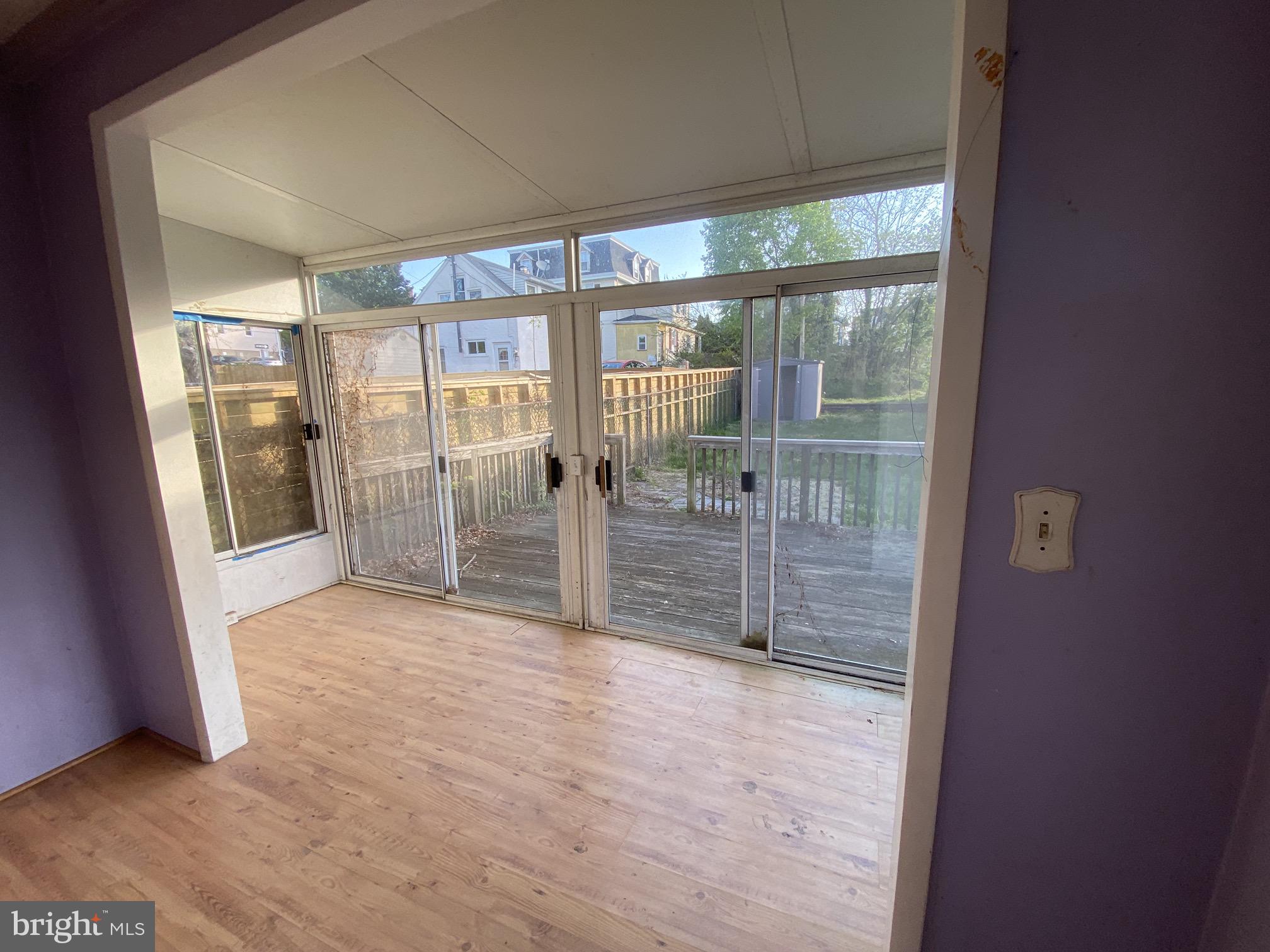 AMBLER HOUSE - Residential